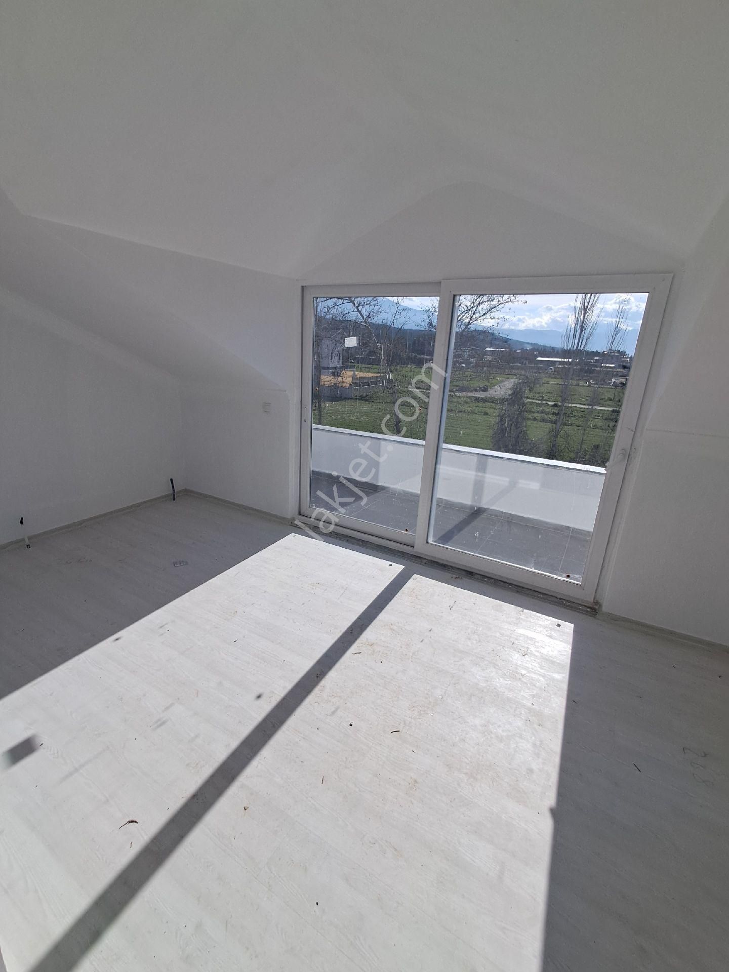 Seydikemer Gerişburnunda Satılık 3+1 Dublex Daıre - Görsel 11