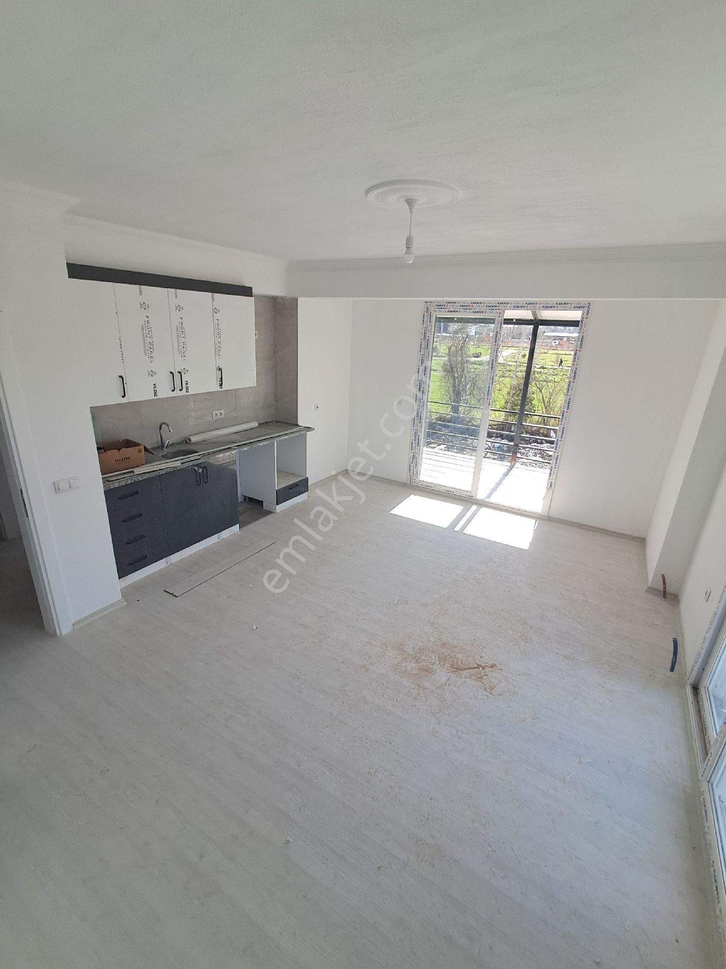 Seydikemer Gerişburnunda Satılık 3+1 Dublex Daıre