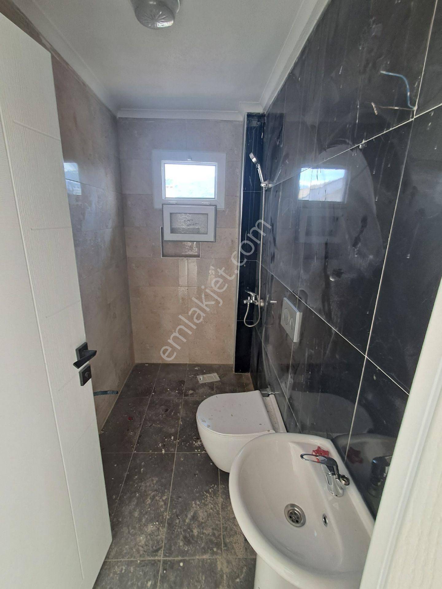 Seydikemer Gerişburnunda Satılık 3+1 Dublex Daıre - Görsel 12