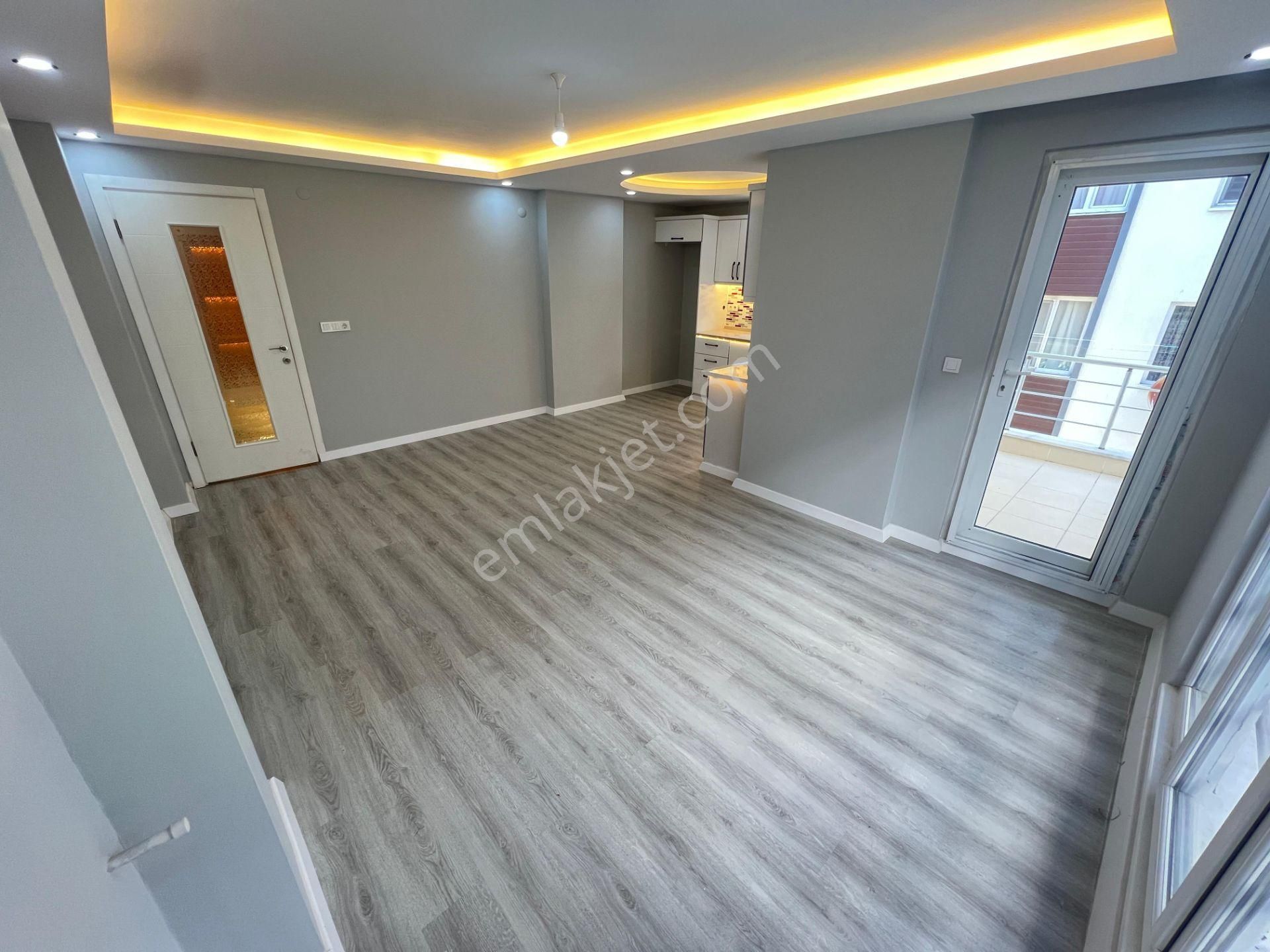 ▄jet'ten Altınkumda Tasarımıyla Göz Kamaştıran Kiralık 2+1 Daire - Görsel 6