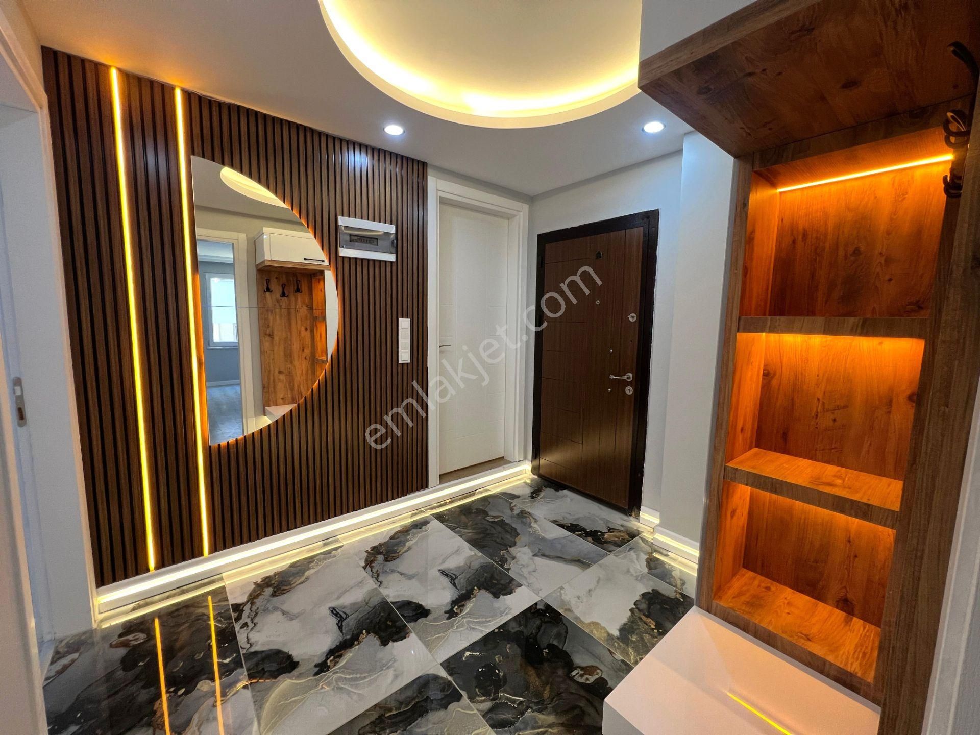 ▄jet'ten Altınkumda Tasarımıyla Göz Kamaştıran Kiralık 2+1 Daire