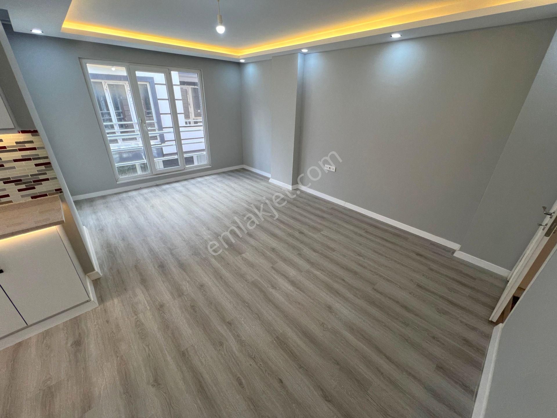 ▄jet'ten Altınkumda Tasarımıyla Göz Kamaştıran Kiralık 2+1 Daire - Görsel 5