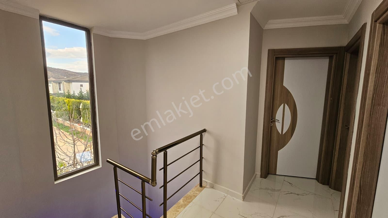 İzmi̇r Seferi̇hi̇sar Doğanbey De Satılık Müstaki̇l Havuzlu Yazlık 3+1 - Görsel 24