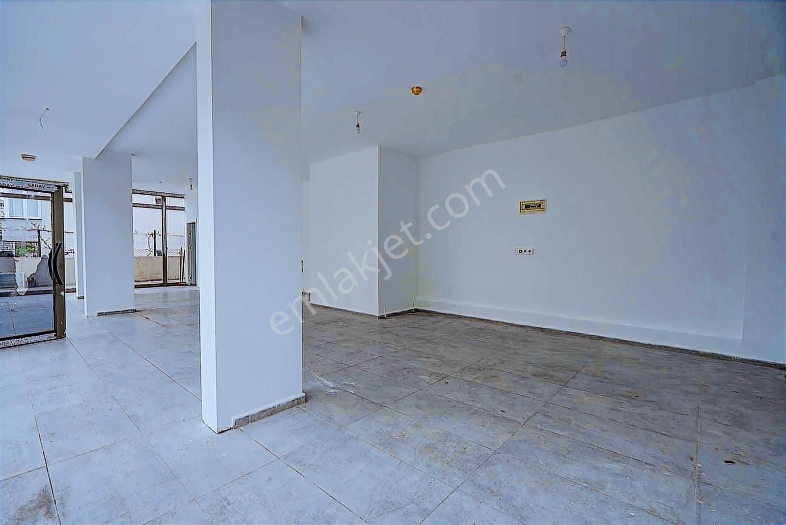Siteler Mh De Bahçelievler İöo Yanında Kiralık Dükkan - Görsel 2