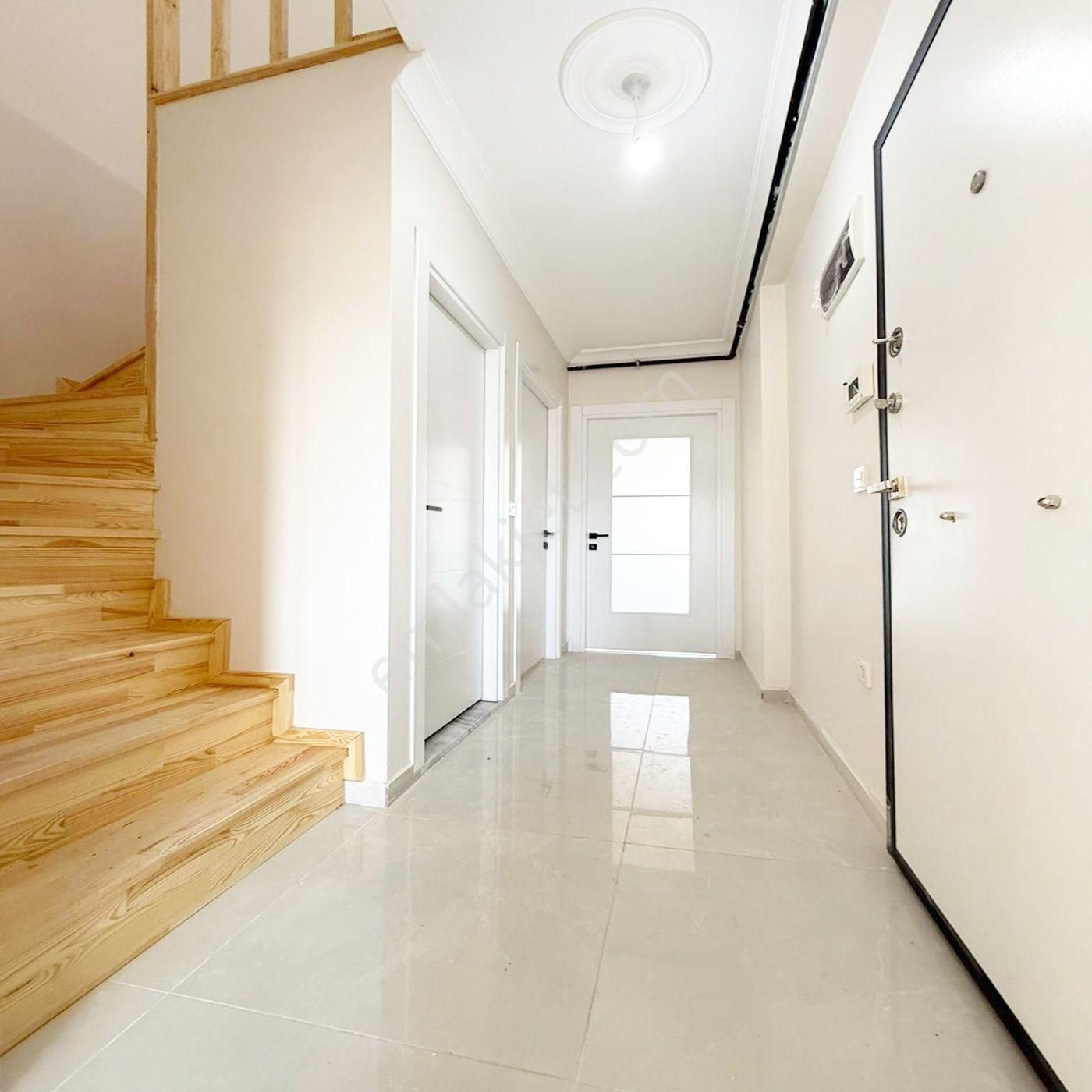 Pusula Yapı'dan Eşref Bitlis Bulvarının Dibinde 3+1 Üst Dubleks!