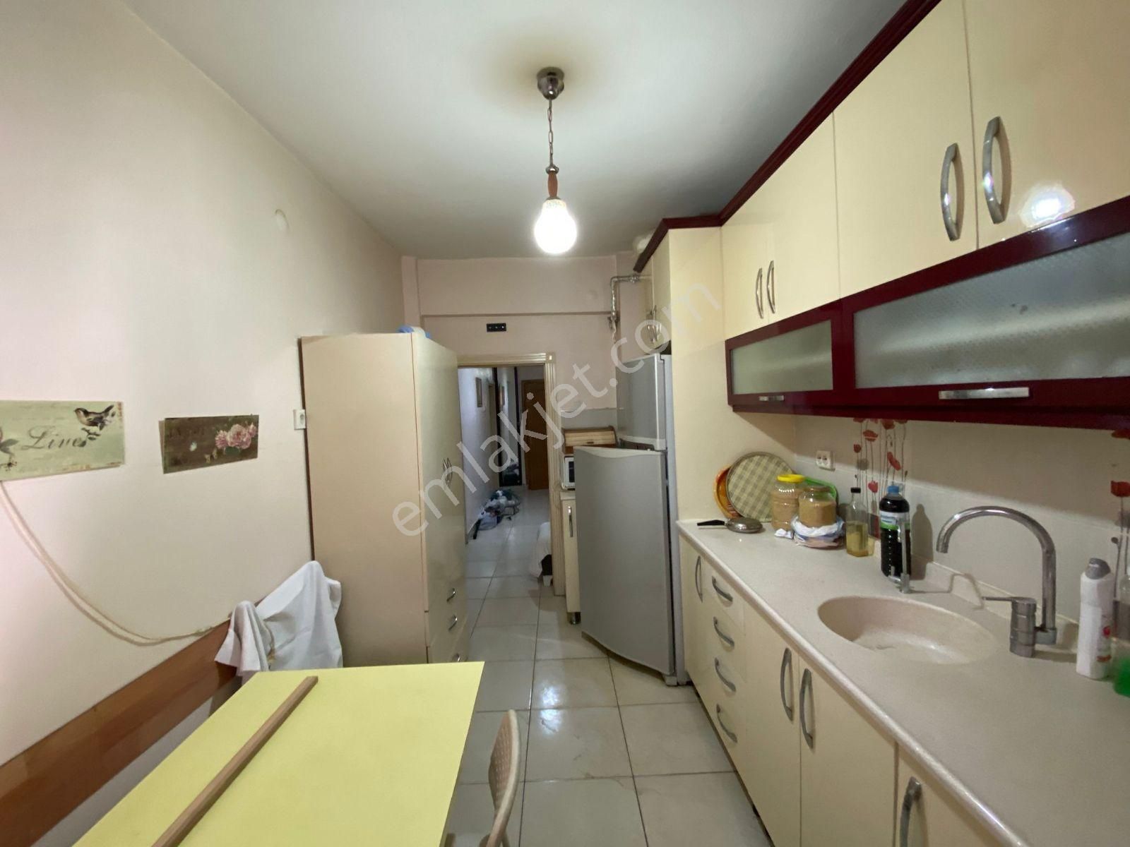 Kanaat'ten Sokullu Cadde Paraleli 2+1 Bağımsız - Görsel 12