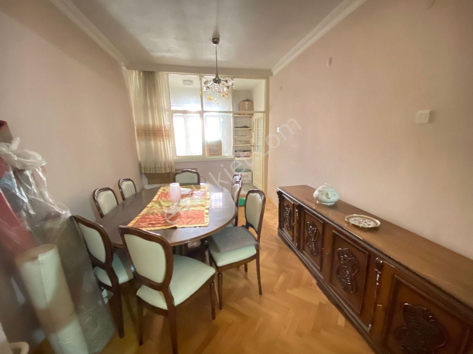 Kanaat'ten Sokullu Cadde Paraleli 2+1 Bağımsız - Görsel 9