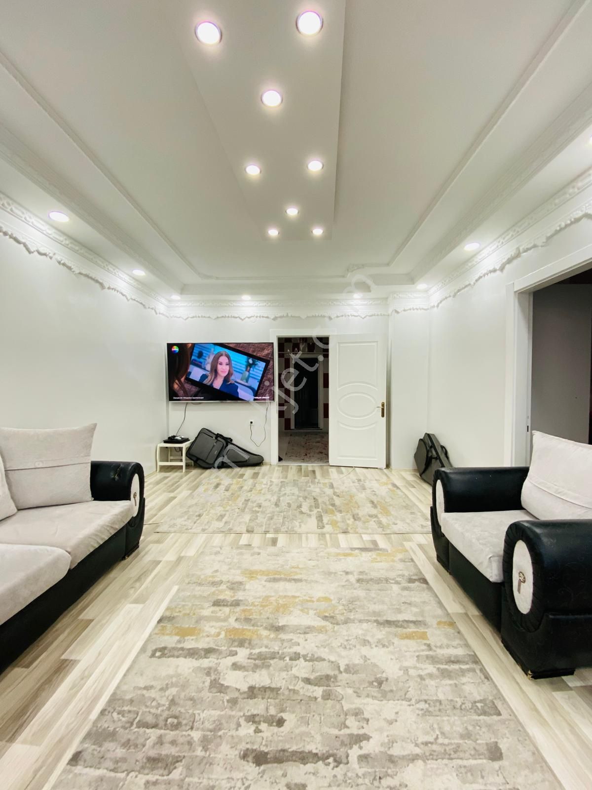 Demirlibahçe'de Plevne Cad. Dibi Katta 3+1 Yapılı Satılık Daire !!! - Görsel 4