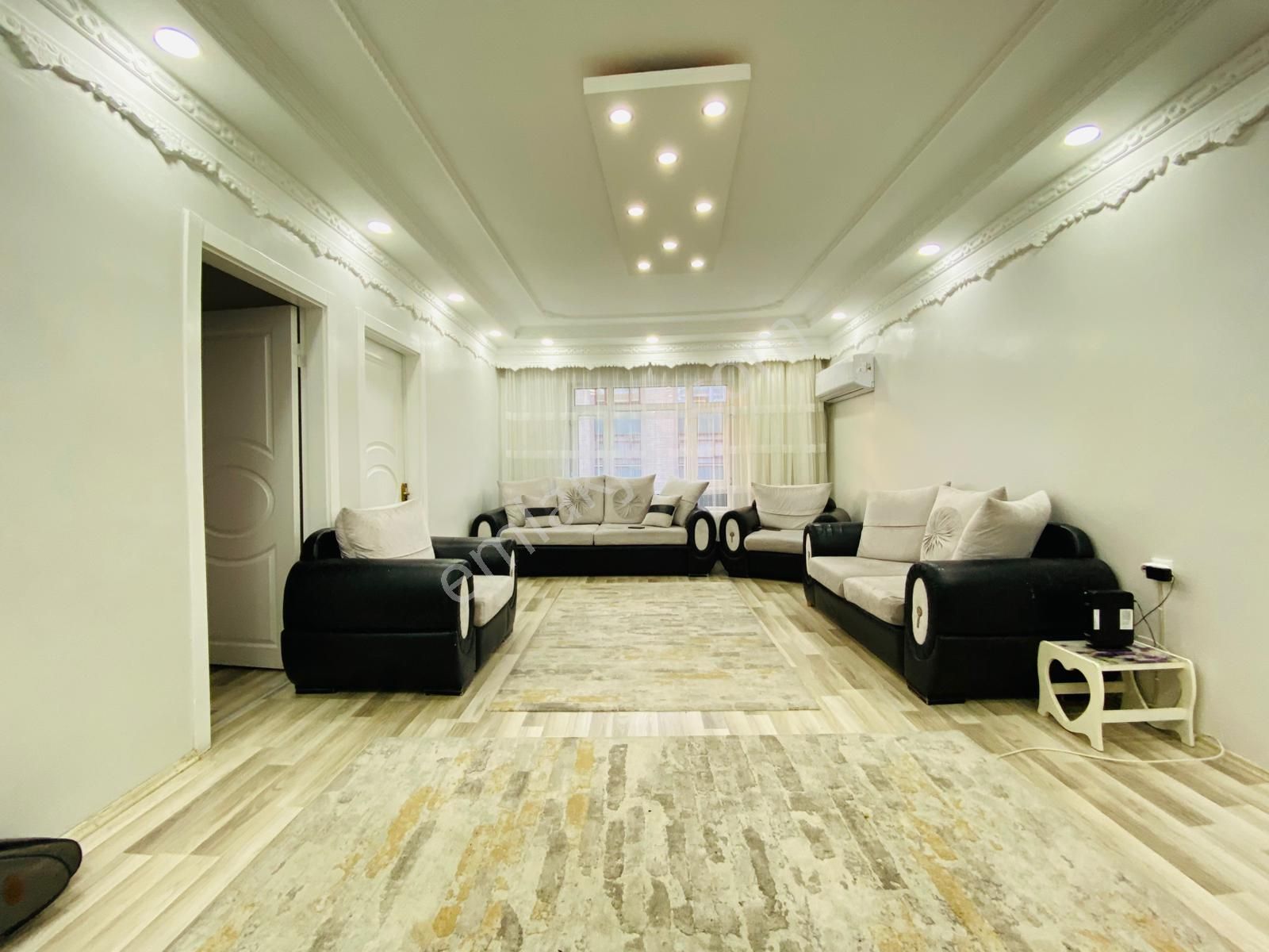 Demirlibahçe'de Plevne Cad. Dibi Katta 3+1 Yapılı Satılık Daire !!! - Görsel 3