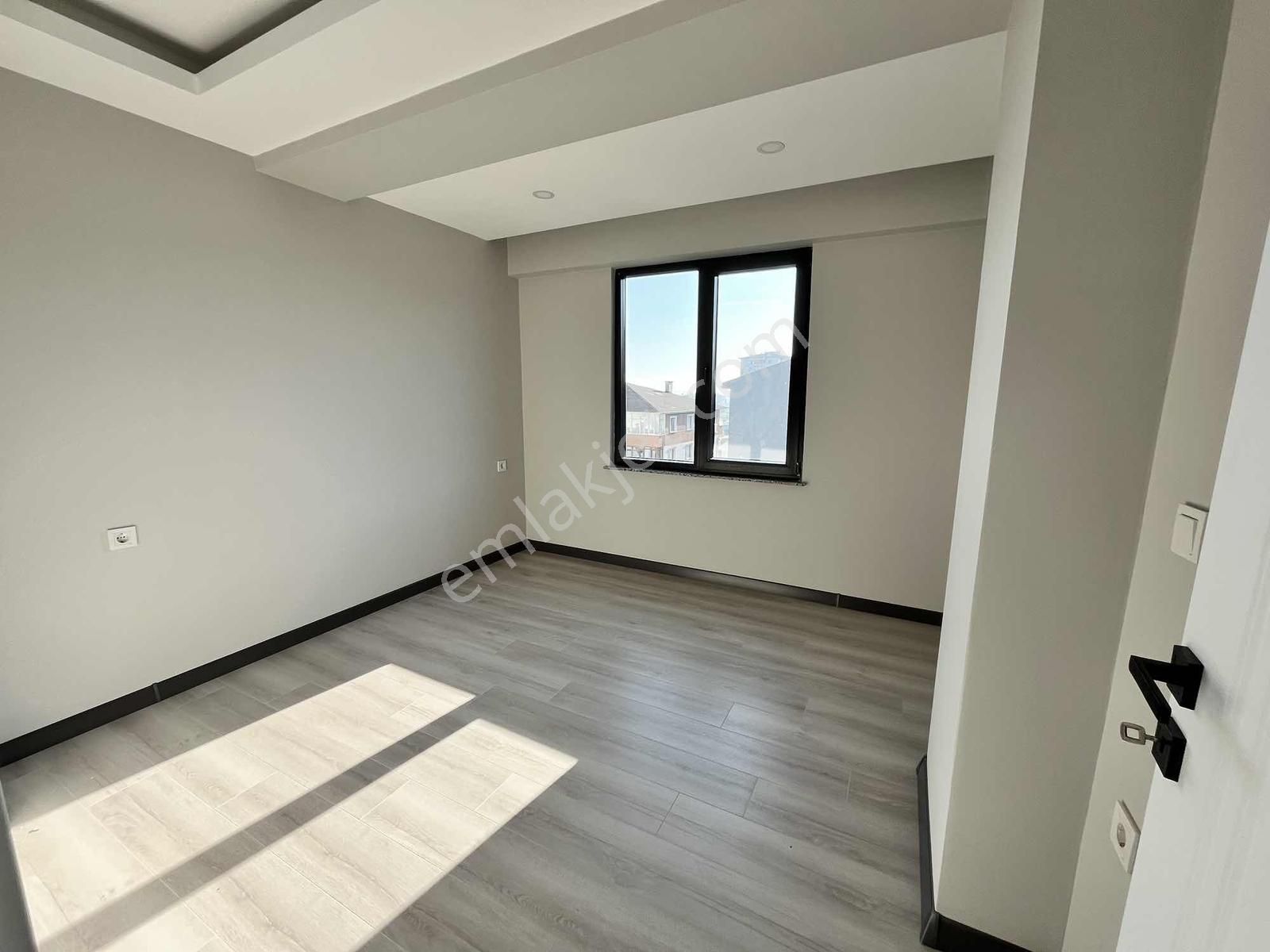 Tuğradan Kervancı Civarında Sıfır 1+1 Satılık Daireler - Görsel 12