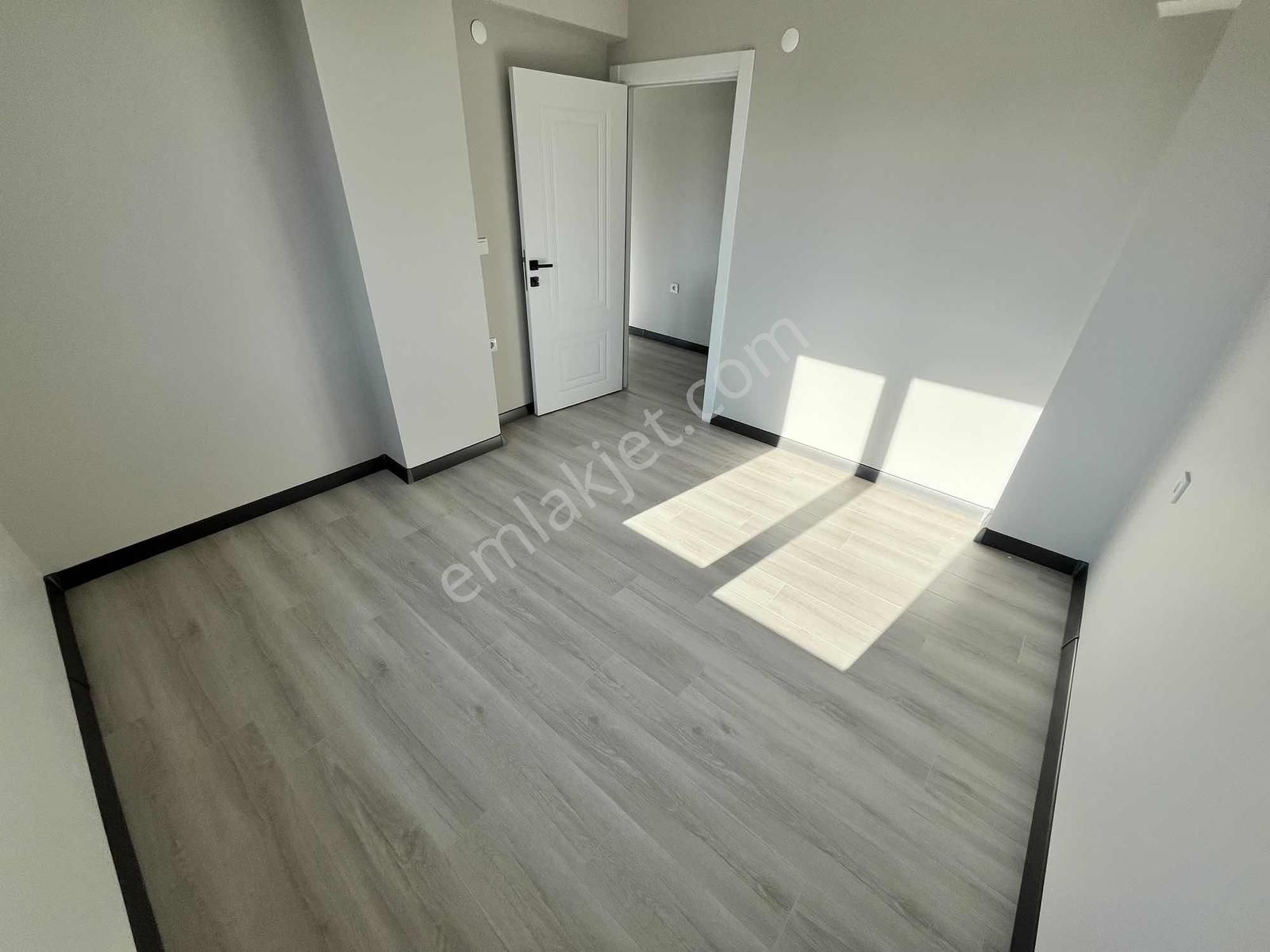 Tuğradan Kervancı Civarında Sıfır 1+1 Satılık Daireler - Görsel 4