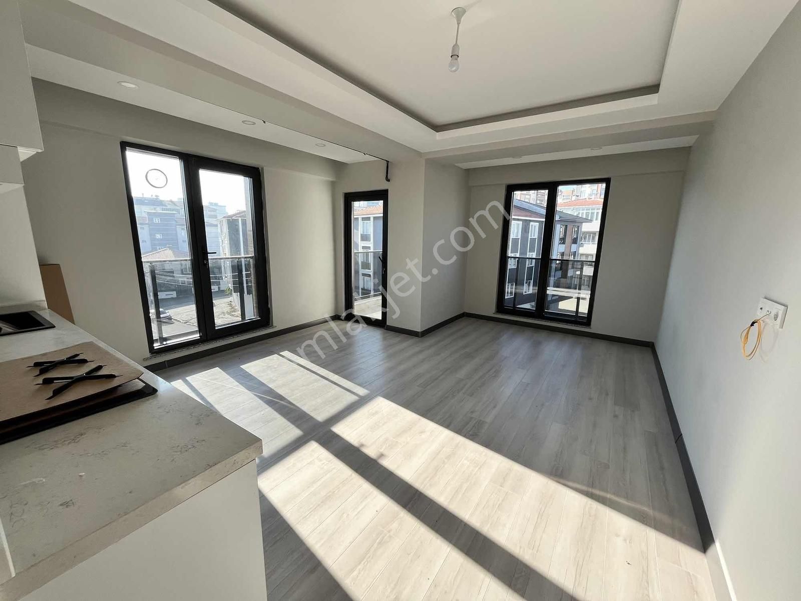 Tuğradan Kervancı Civarında Sıfır 1+1 Satılık Daireler - Görsel 7