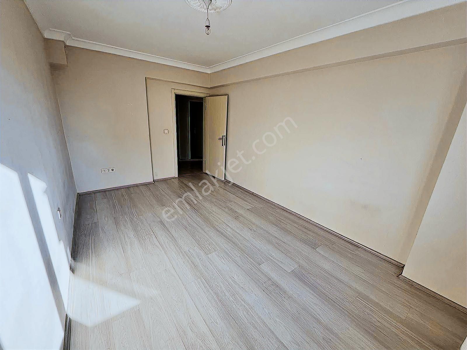 Tuğradan Rumeli'de Bulvara Cephe İskanlı 2+1 Satılık Daire - Görsel 21