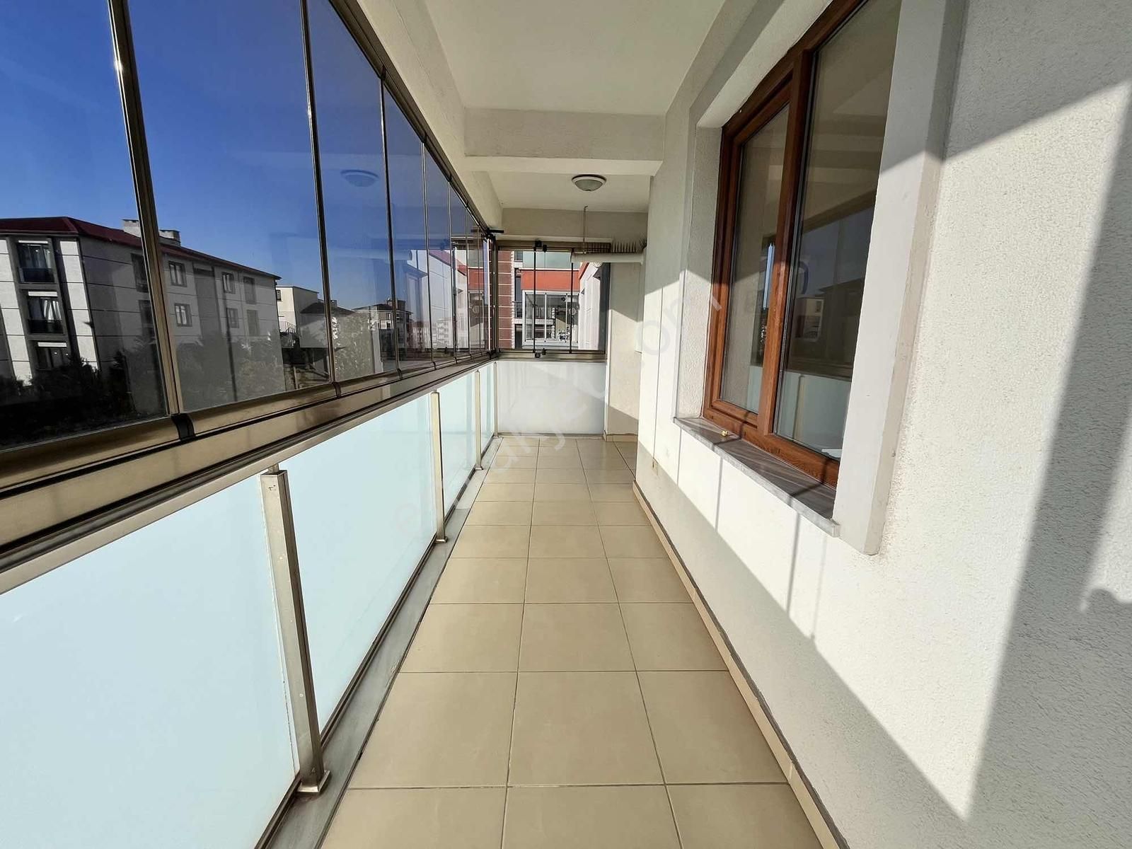 Tuğradan Rumeli'de Bulvara Cephe İskanlı 2+1 Satılık Daire - Görsel 17