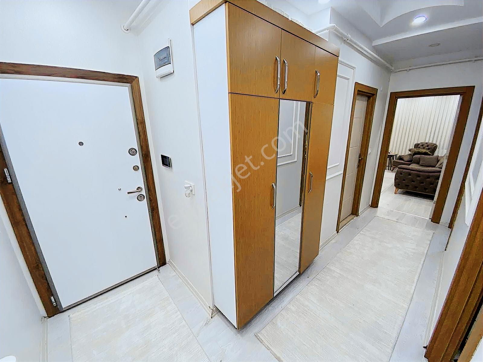 Tuğradan Cemal Gürsel Bulvarına Cephe İskanlı 2+1 Satılık Daire - Görsel 16