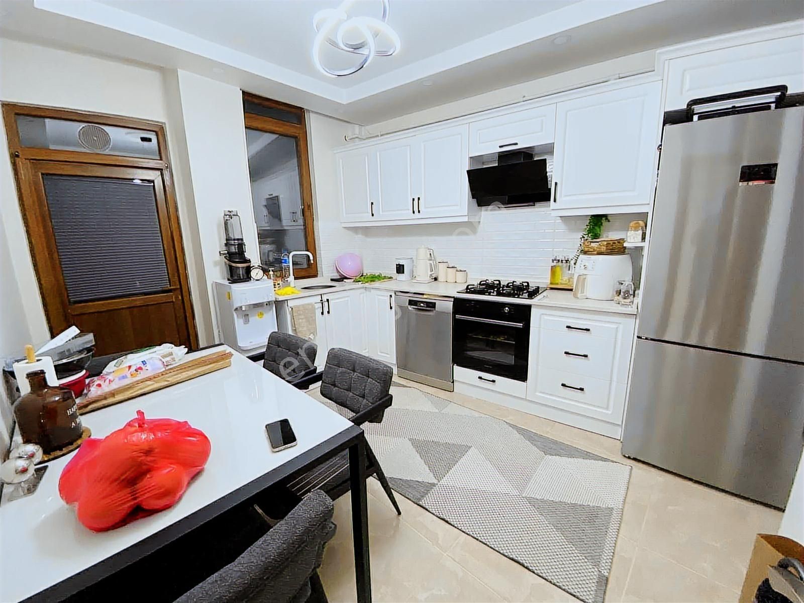 Tuğradan Cemal Gürsel Bulvarına Cephe İskanlı 2+1 Satılık Daire - Görsel 15