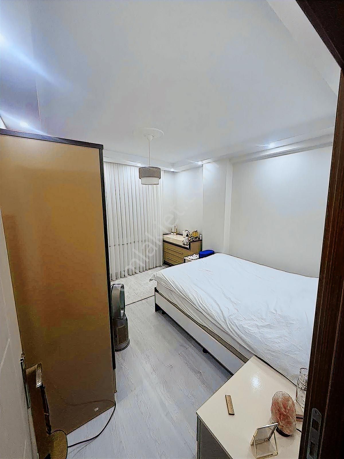 Tuğradan Cemal Gürsel Bulvarına Cephe İskanlı 2+1 Satılık Daire - Görsel 9