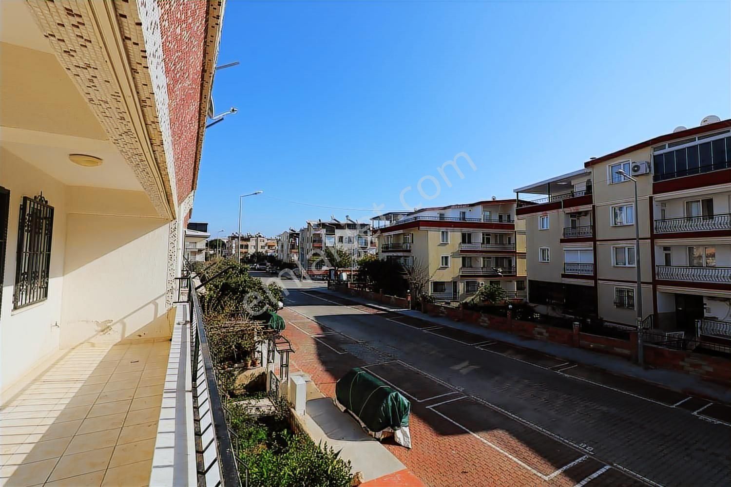 Mükemmel Lokasyonda Ön Cephe Çok Ferah 3+1 Arakat Daire - Görsel 13