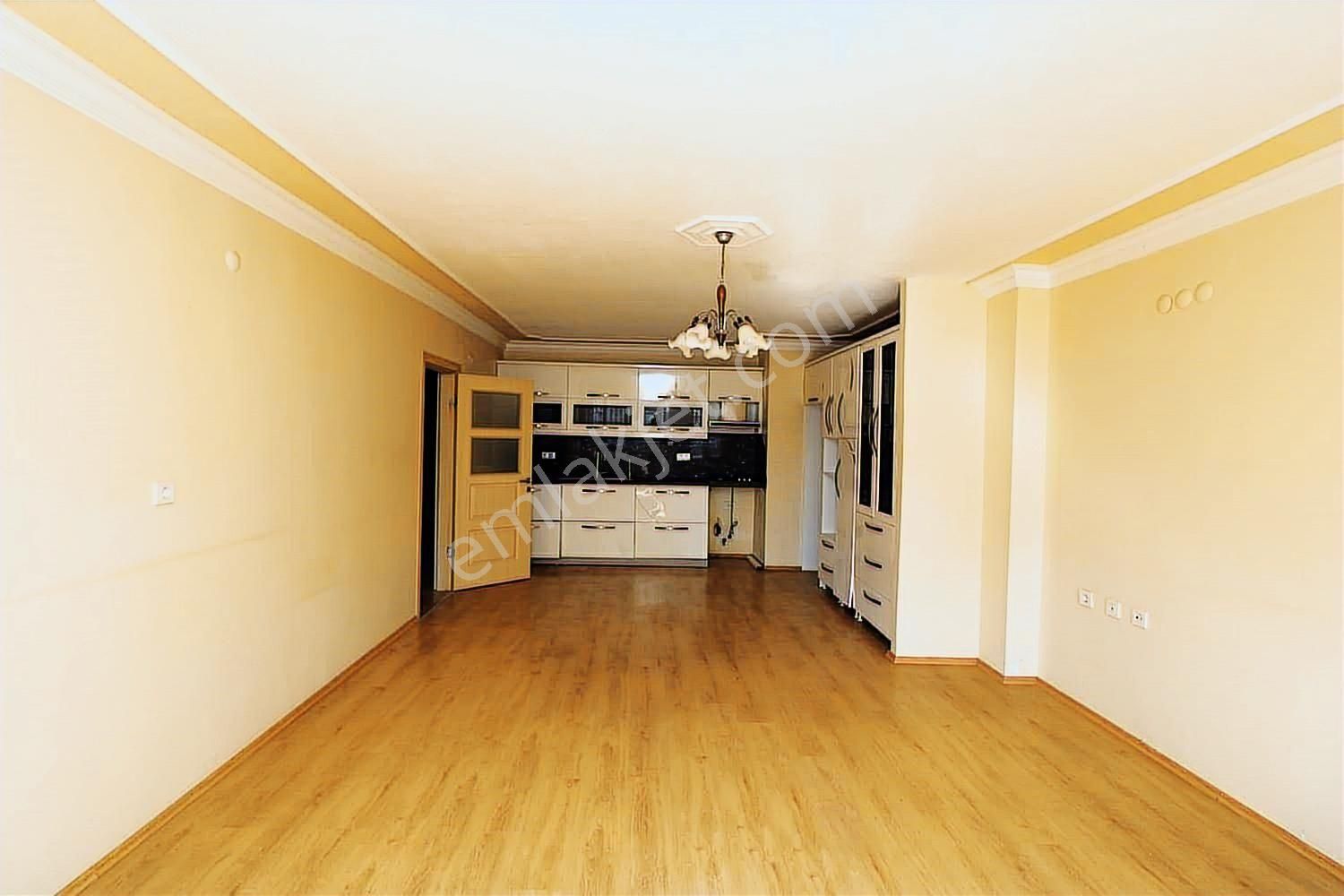 Mükemmel Lokasyonda Ön Cephe Çok Ferah 3+1 Arakat Daire - Görsel 22