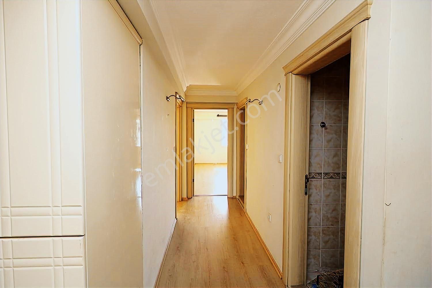 Mükemmel Lokasyonda Ön Cephe Çok Ferah 3+1 Arakat Daire - Görsel 28