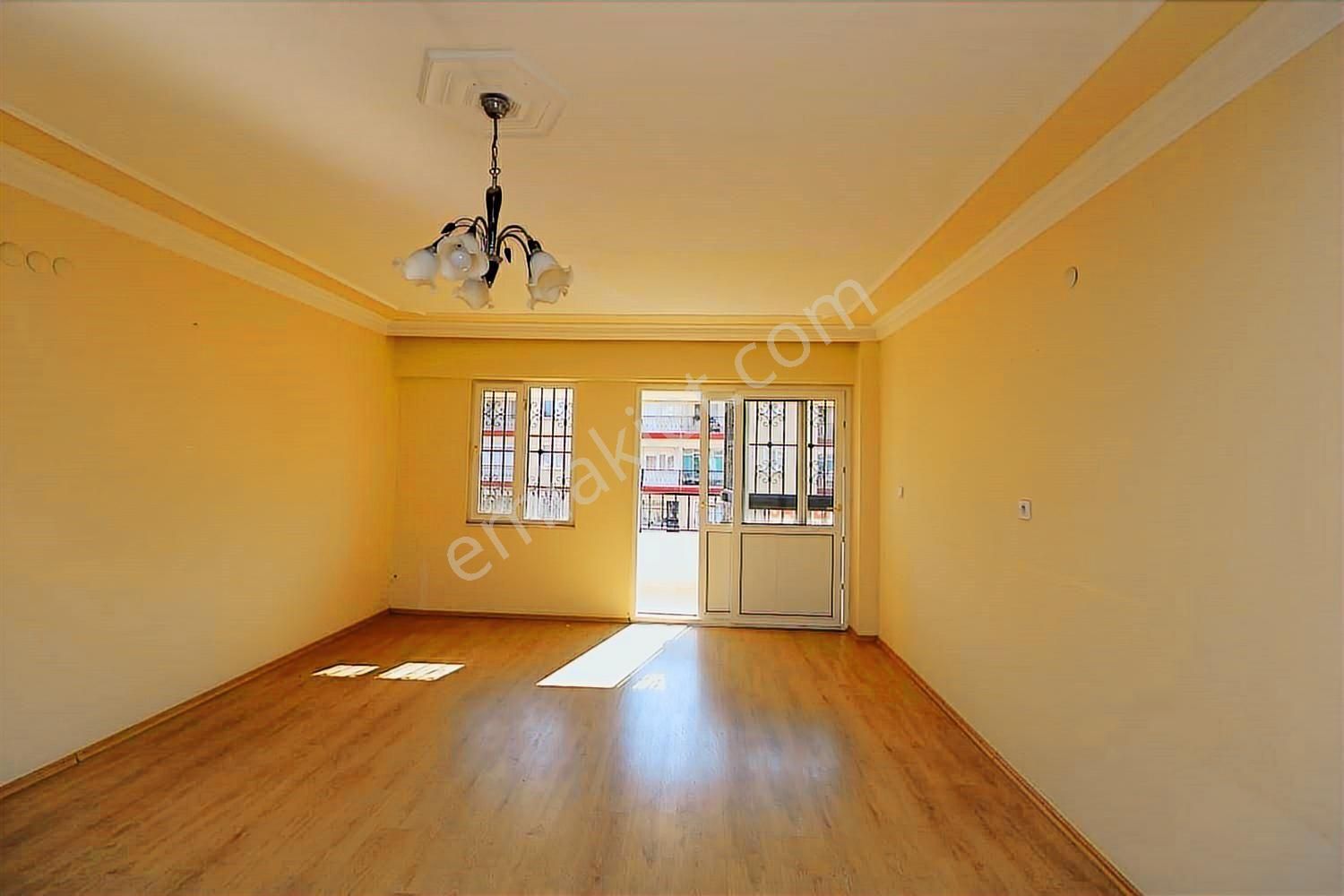 Mükemmel Lokasyonda Ön Cephe Çok Ferah 3+1 Arakat Daire - Görsel 27