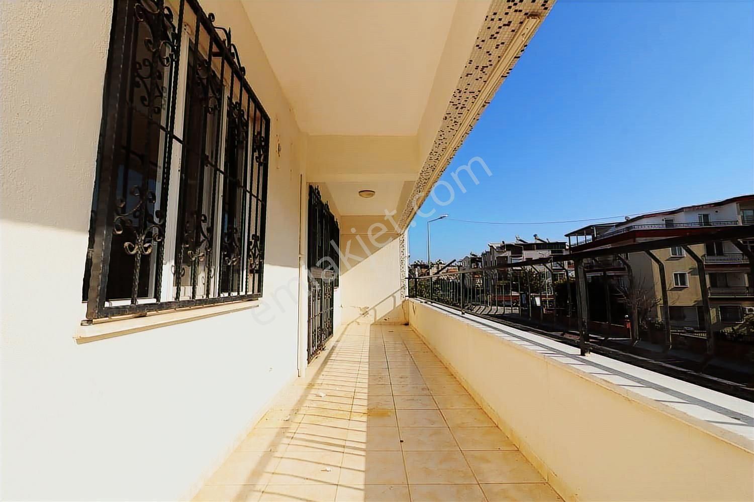 Mükemmel Lokasyonda Ön Cephe Çok Ferah 3+1 Arakat Daire - Görsel 4