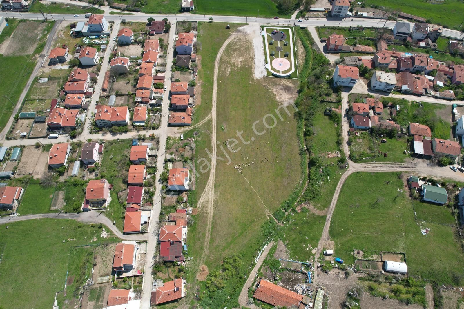 Edirne Havsa'da Merkeze Çok Yakın Villa İmarlı Arsa - Görsel 3