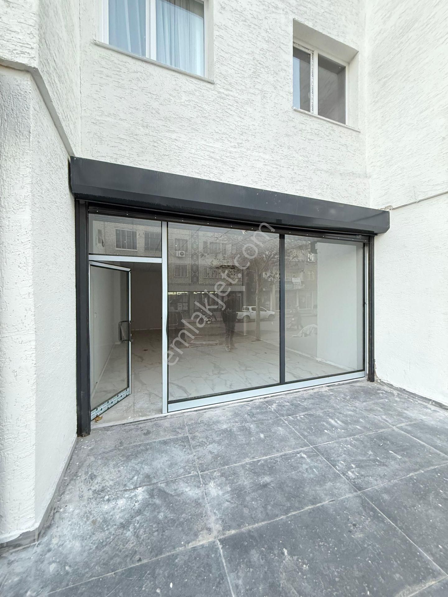 Grand Group'tan 150 Mt2 Kiralık Dükkan - Görsel 3