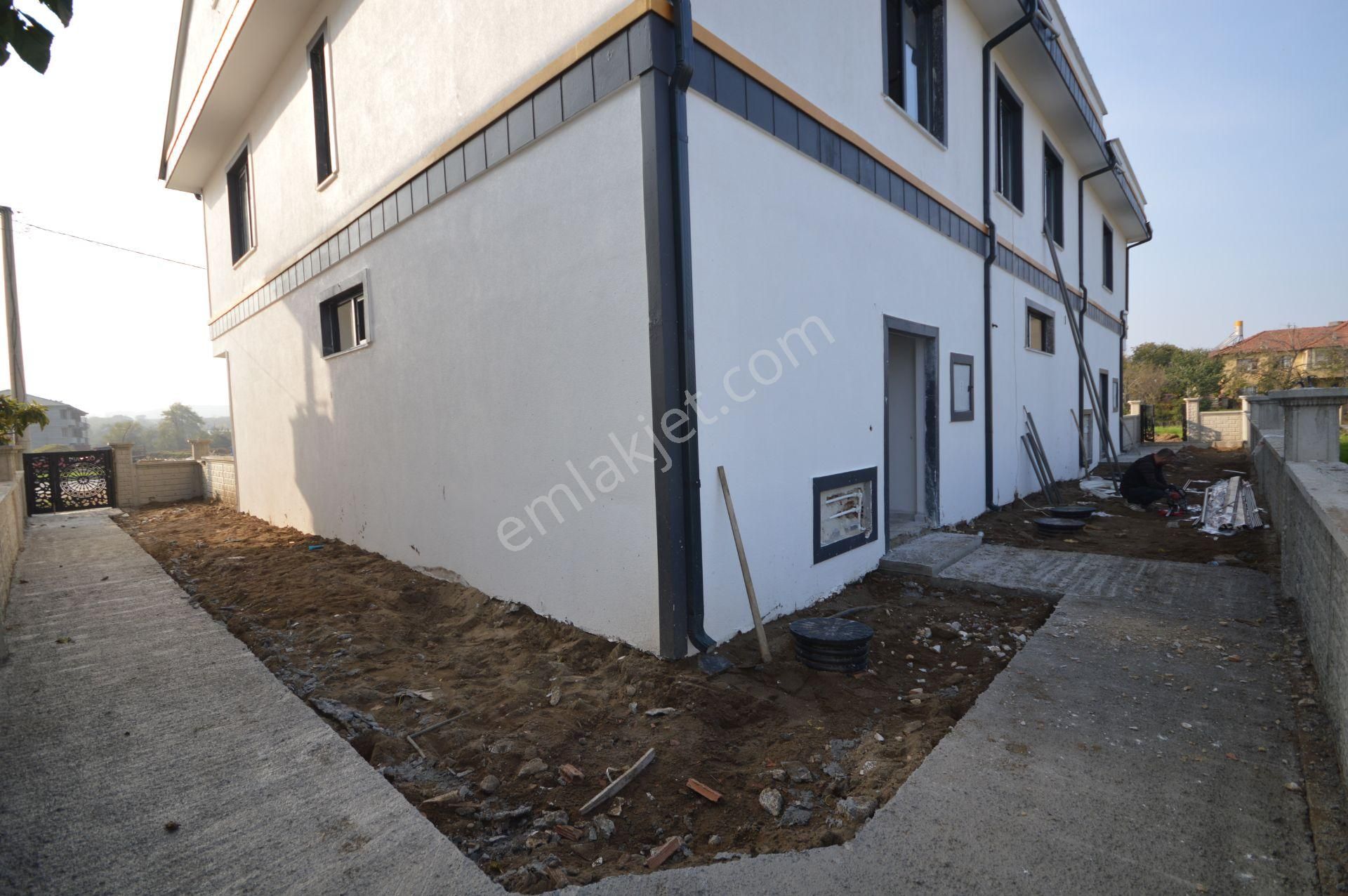 Kocaali De Daire Fiyatına Deniz Manzaralı 3+1 Dubleks Villa - Görsel 12