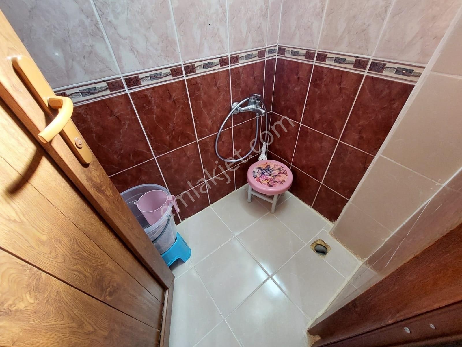 Piyade Mah De 4+1 Arakat Köşe Başı Çift Banyolu Geniş Daire - Görsel 24