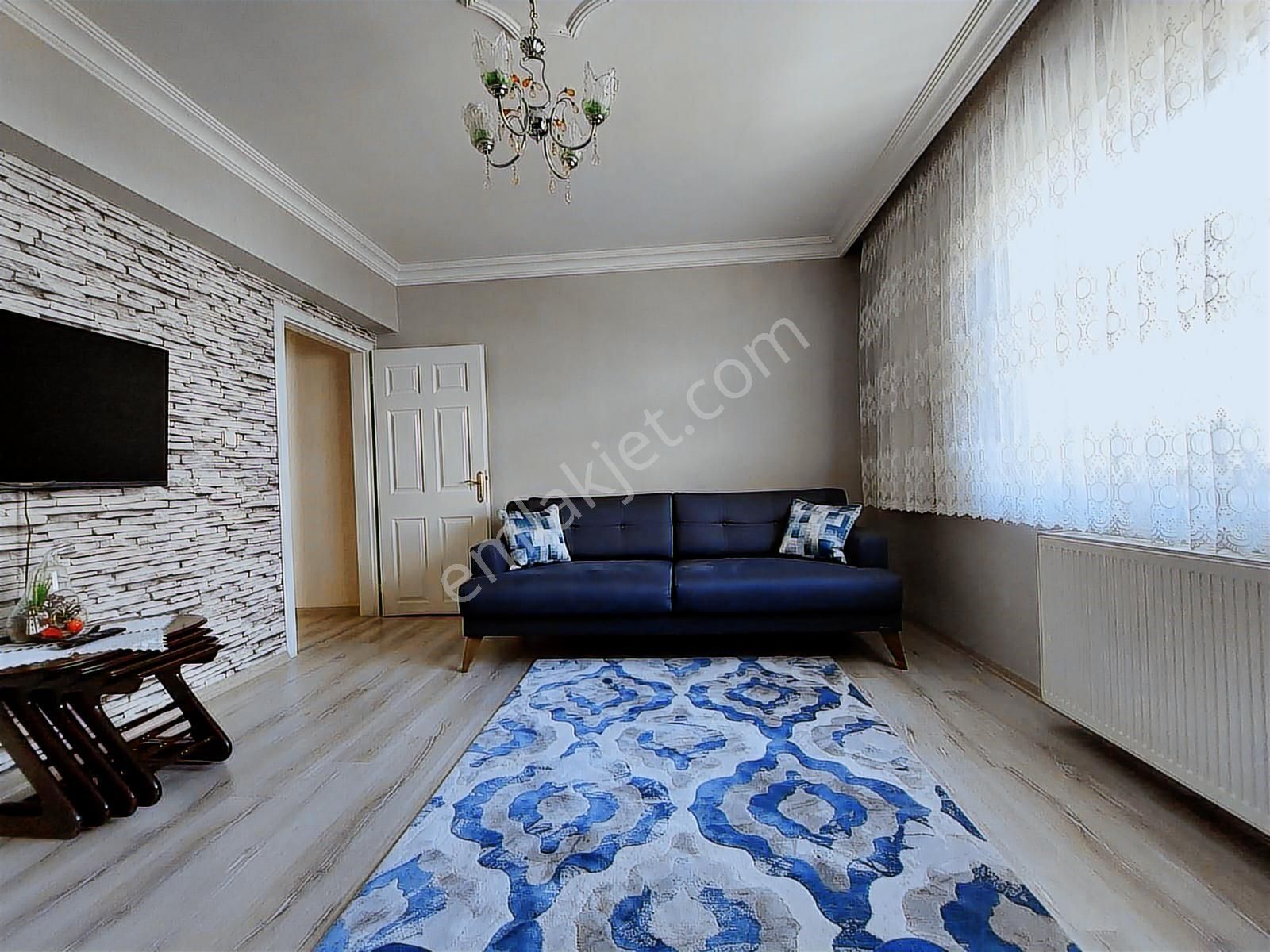 Piyade Mah De 4+1 Arakat Köşe Başı Çift Banyolu Geniş Daire - Görsel 12