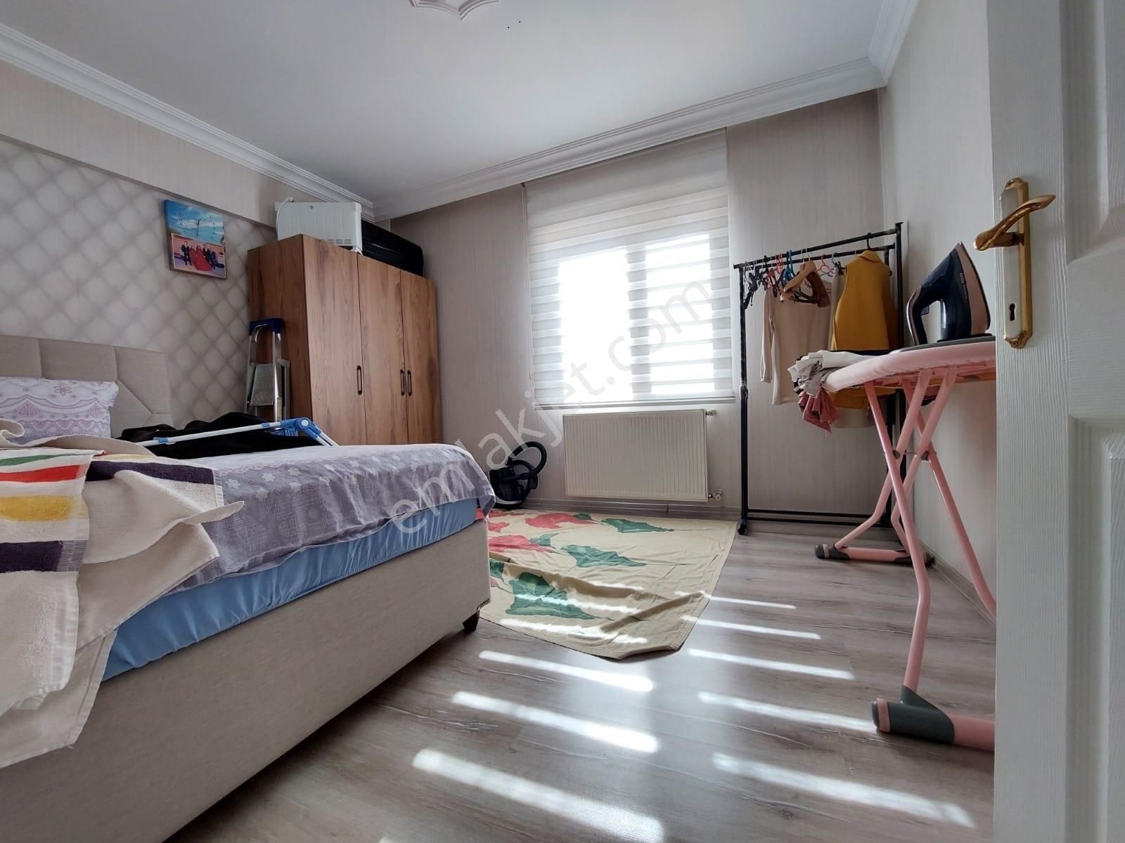 Piyade Mah De 4+1 Arakat Köşe Başı Çift Banyolu Geniş Daire - Görsel 13