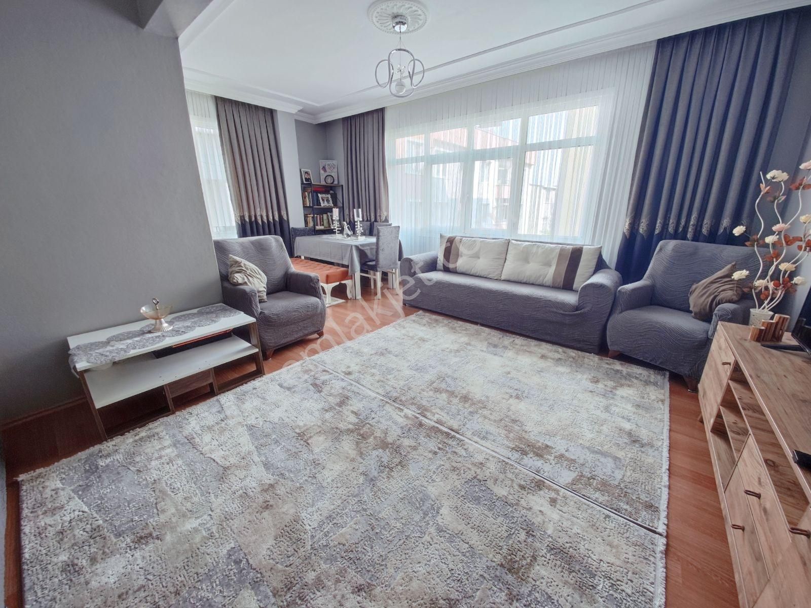 Çamçeşme İlkokuluna Yakin 2.kat 3+1 120m2 Banyo Wc Ayrı Kombili - Görsel 19