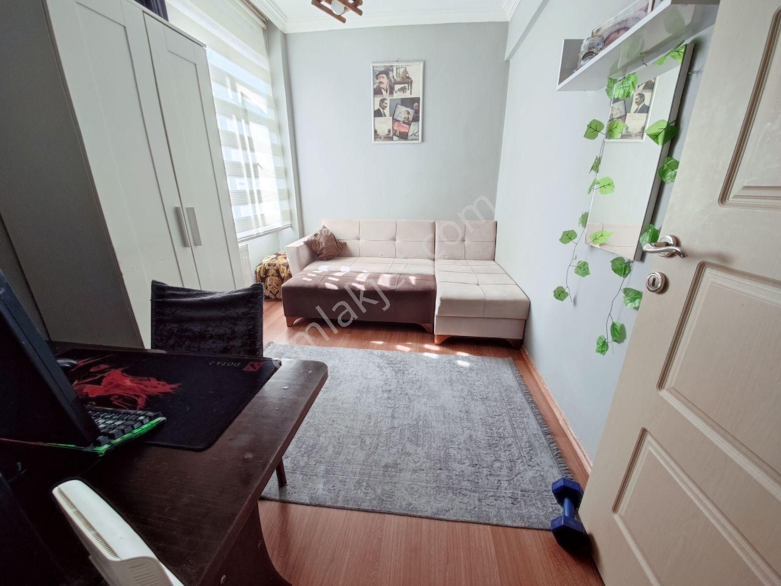 Çamçeşme İlkokuluna Yakin 2.kat 3+1 120m2 Banyo Wc Ayrı Kombili - Görsel 25