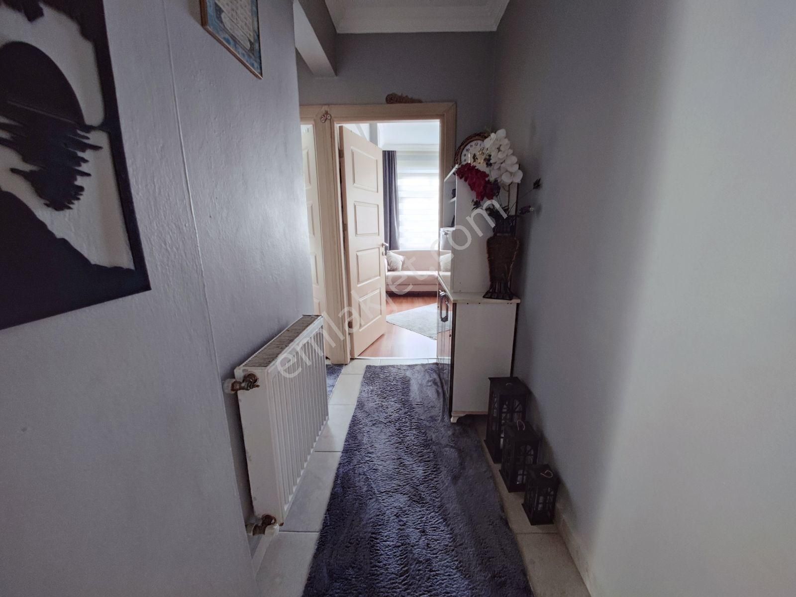 Çamçeşme İlkokuluna Yakin 2.kat 3+1 120m2 Banyo Wc Ayrı Kombili - Görsel 13