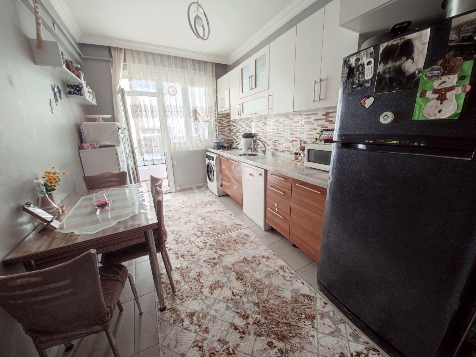 Çamçeşme İlkokuluna Yakin 2.kat 3+1 120m2 Banyo Wc Ayrı Kombili - Görsel 12