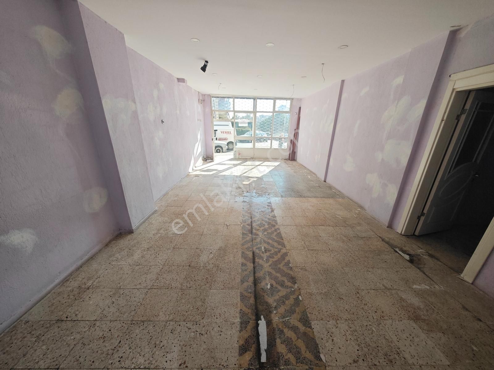Sevgi Mah.'de 80 M2 Büyüklüğünde Kiralık Dükkan - Görsel 7