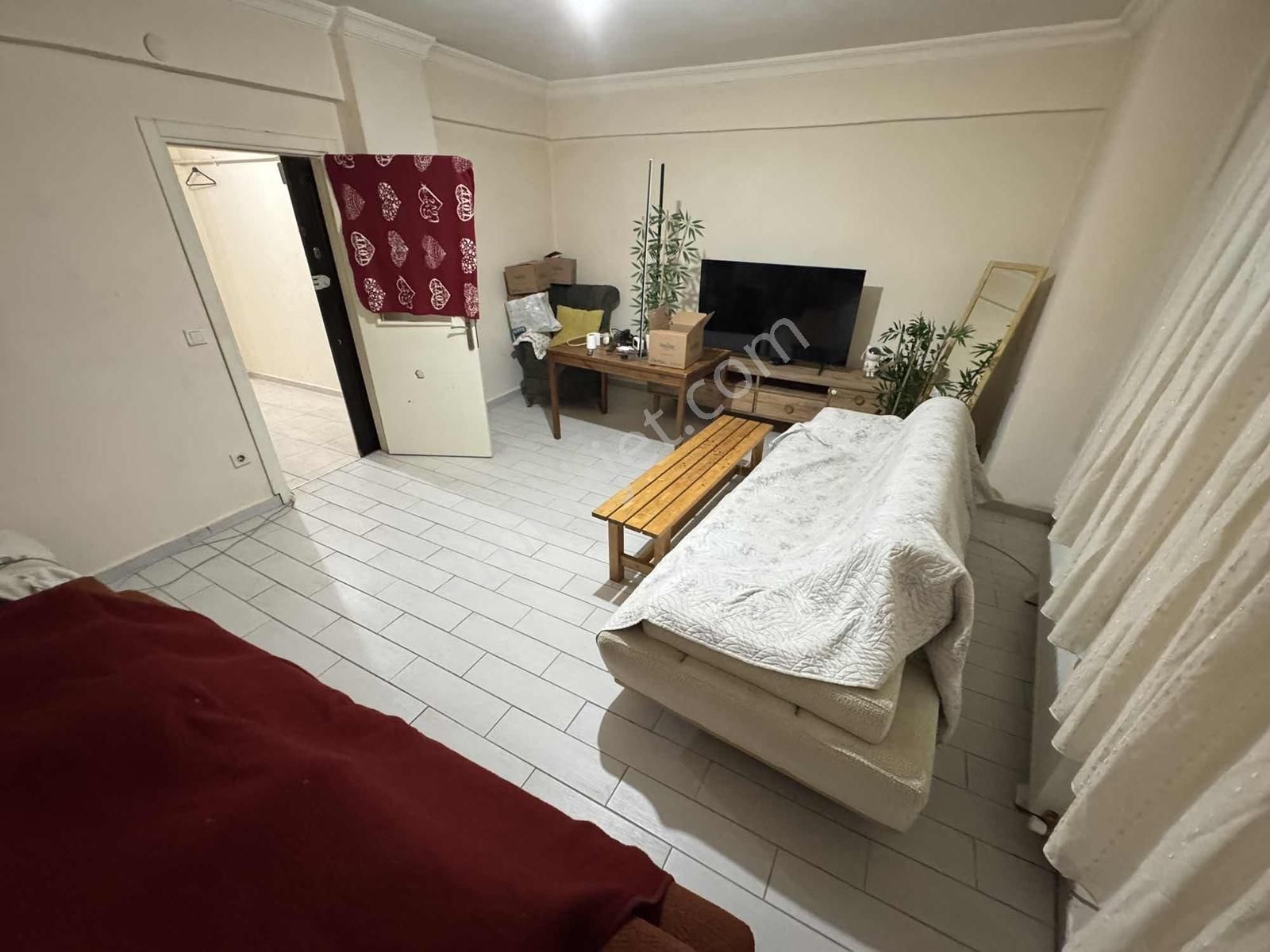 Trump Avm Arkası 2+1 Ayrı Mutfaklı Merkezi Konum İçi Boş Fırsat!