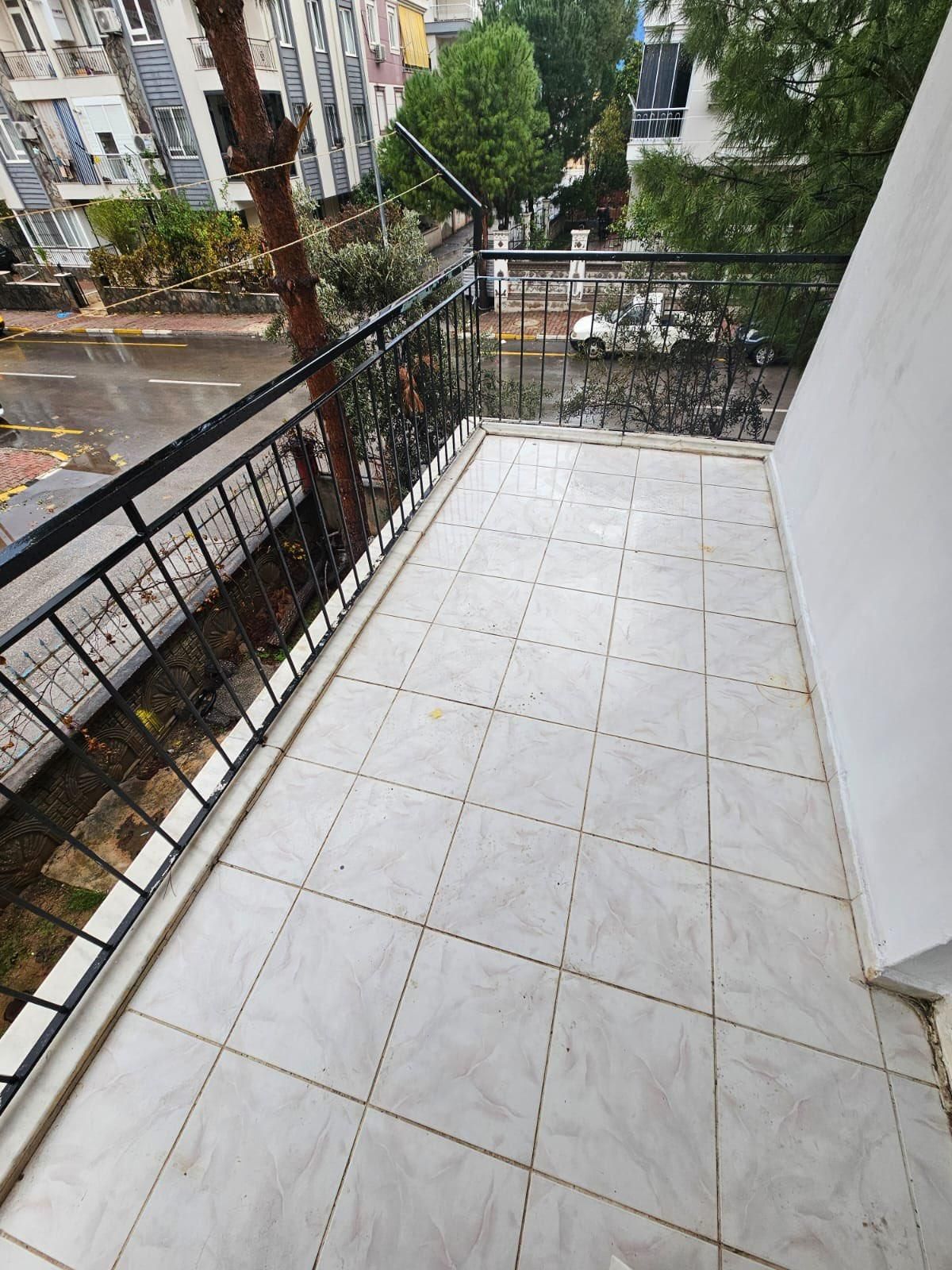 A K Mutludan Hemen Şimdi Ara Sen Kirala 2+1 Daire Yeşilyurtta - Görsel 2