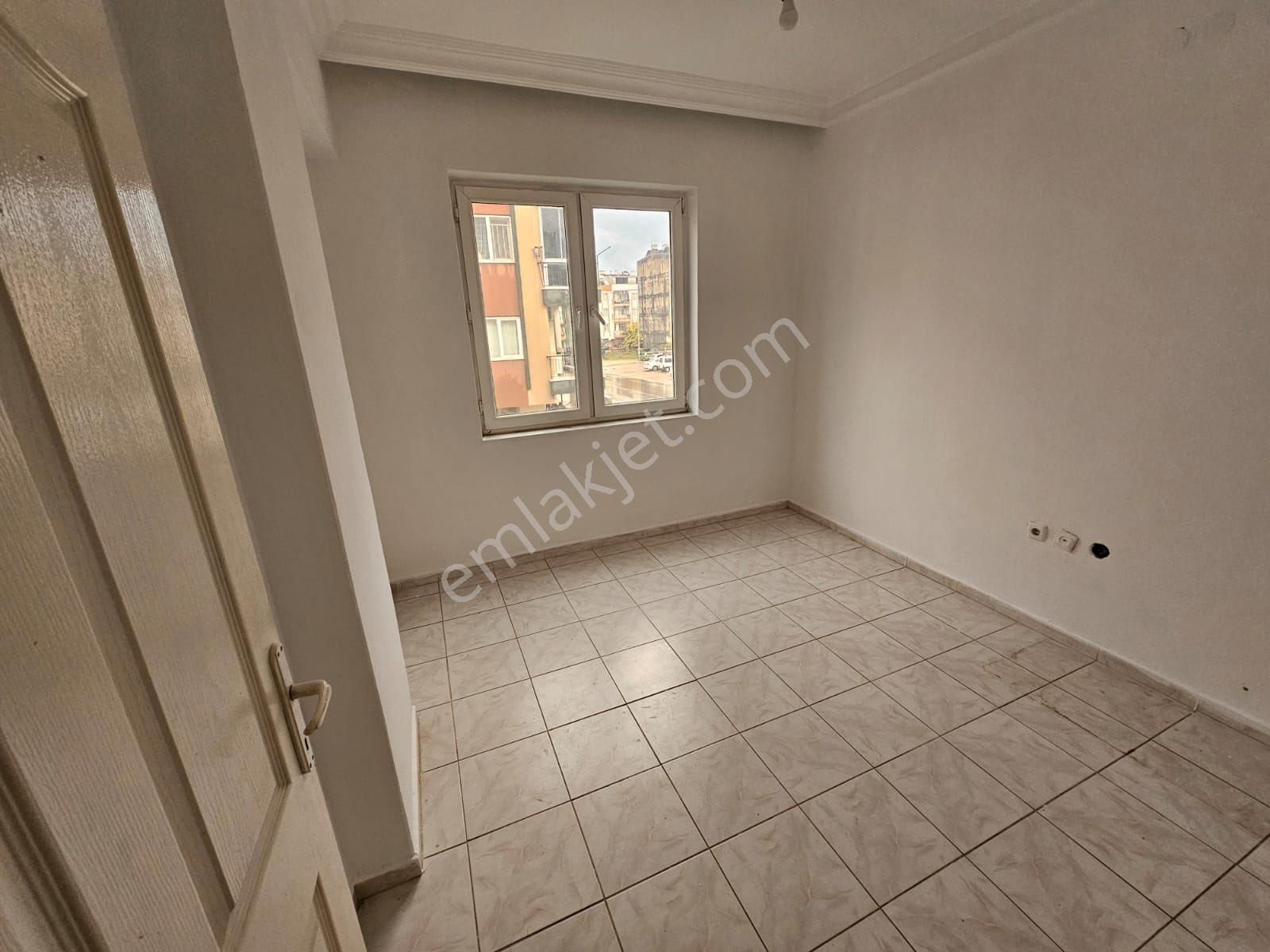 A K Mutludan Hemen Şimdi Ara Sen Kirala 2+1 Daire Yeşilyurtta - Görsel 11