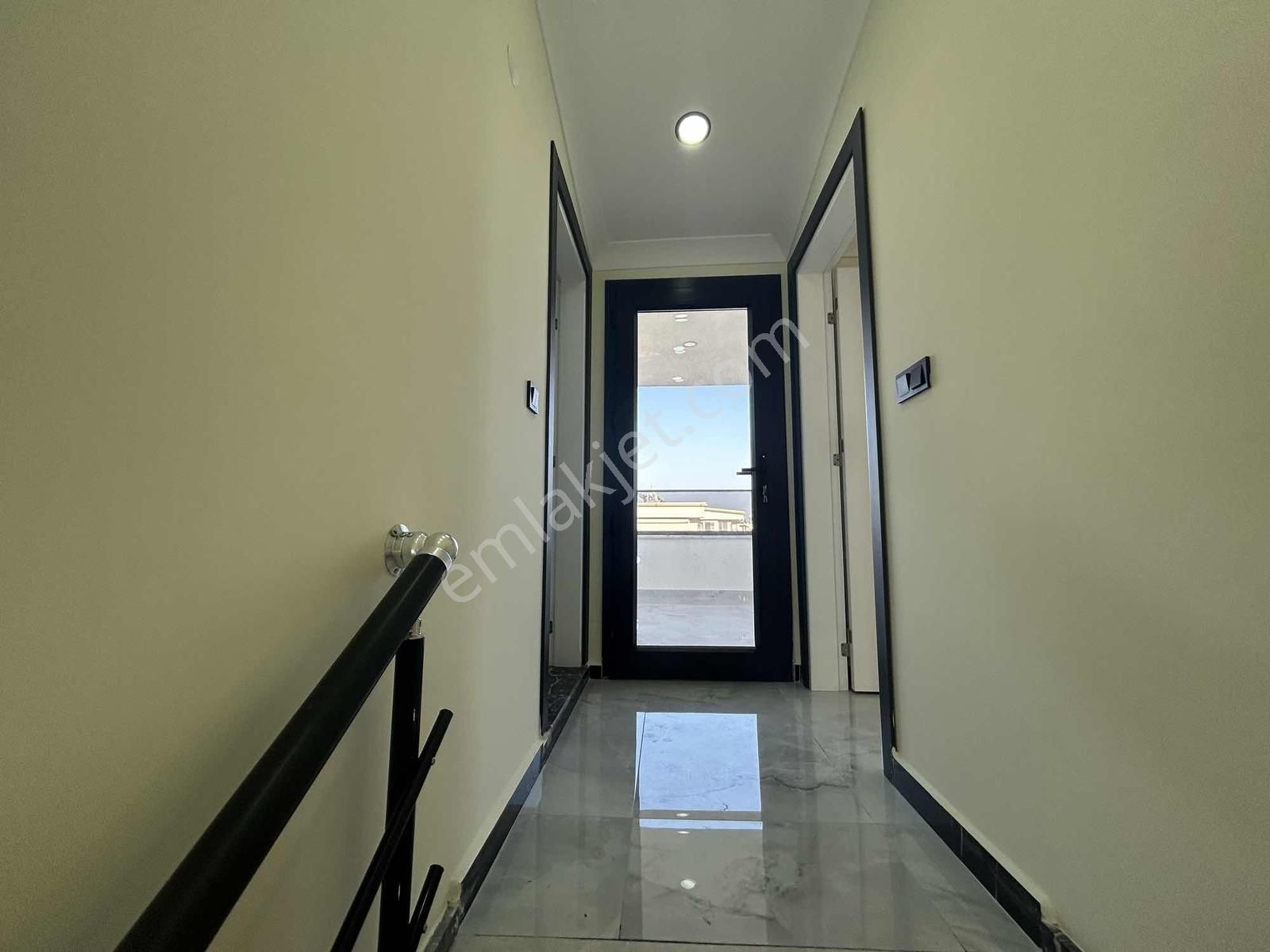 Didim Efelerde 3+1 Fırsat Villa - Dopdolu - Görsel 35