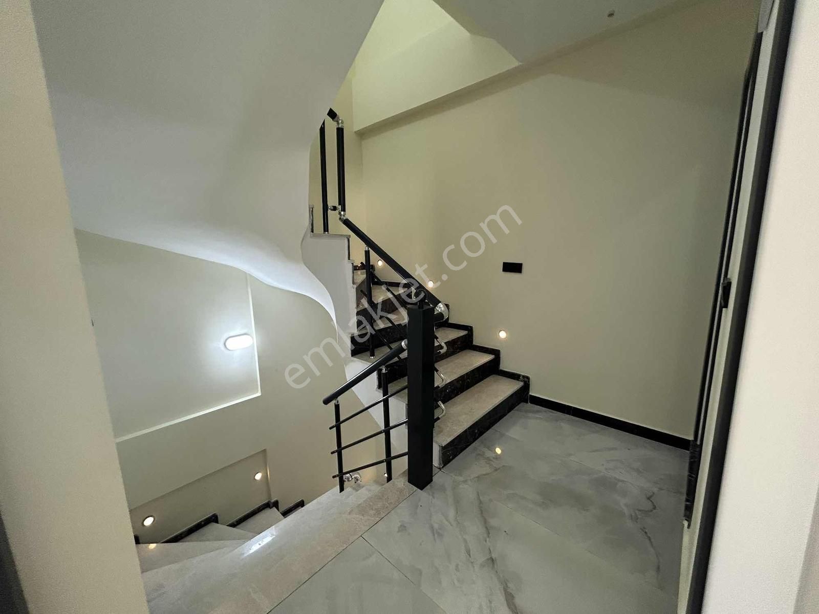 Didim Efelerde 3+1 Fırsat Villa - Dopdolu - Görsel 15