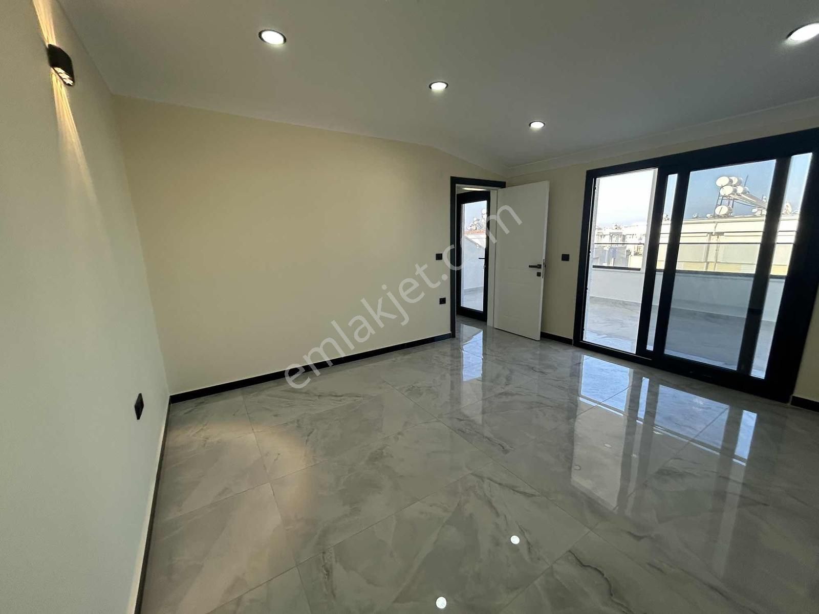 Didim Efelerde 3+1 Fırsat Villa - Dopdolu - Görsel 21