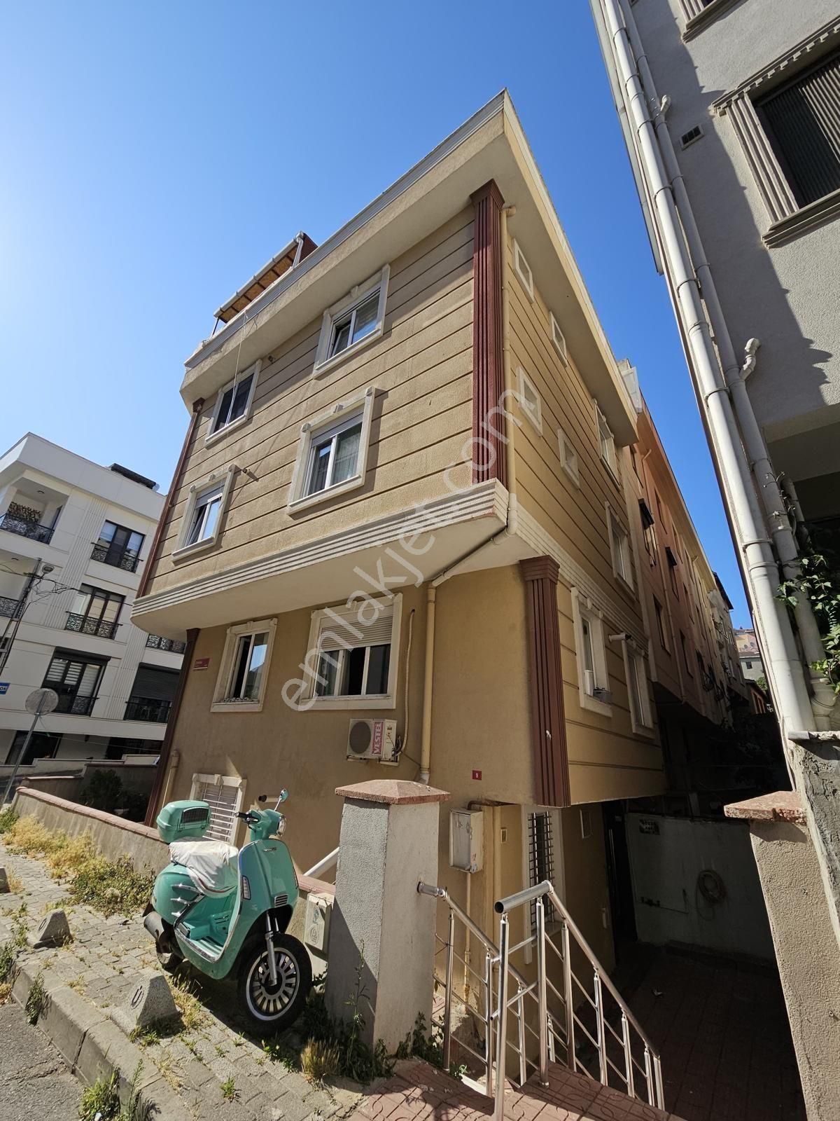 Küçük Çamlıca Mah. Emar'a Çok Yakın Eşyalı Satılık 2+1 1.kat Daire - Görsel 24
