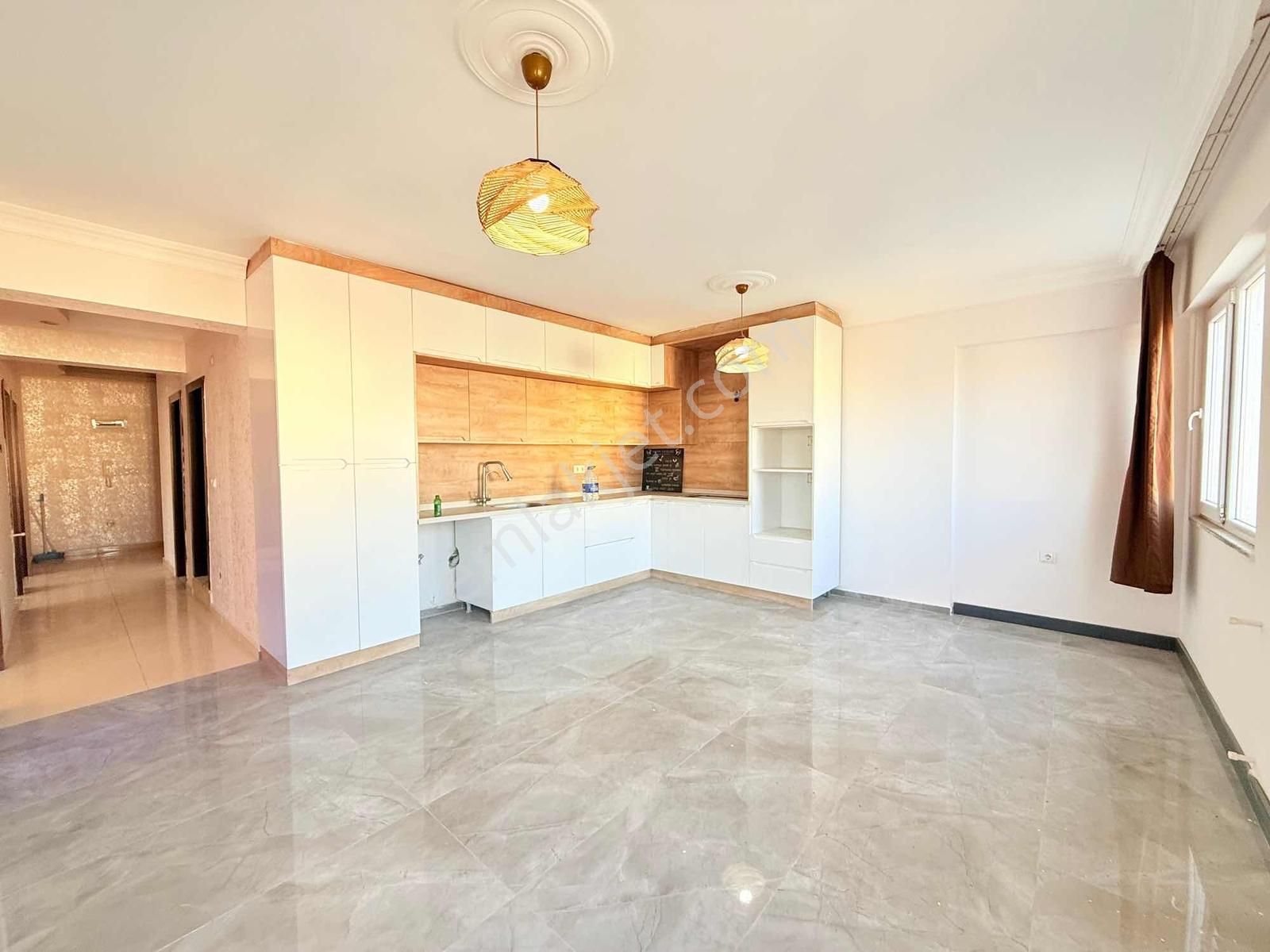 Didim Efelerde 3+1 Arakat Ön Cephe Acil Satılık Daire - Görsel 11