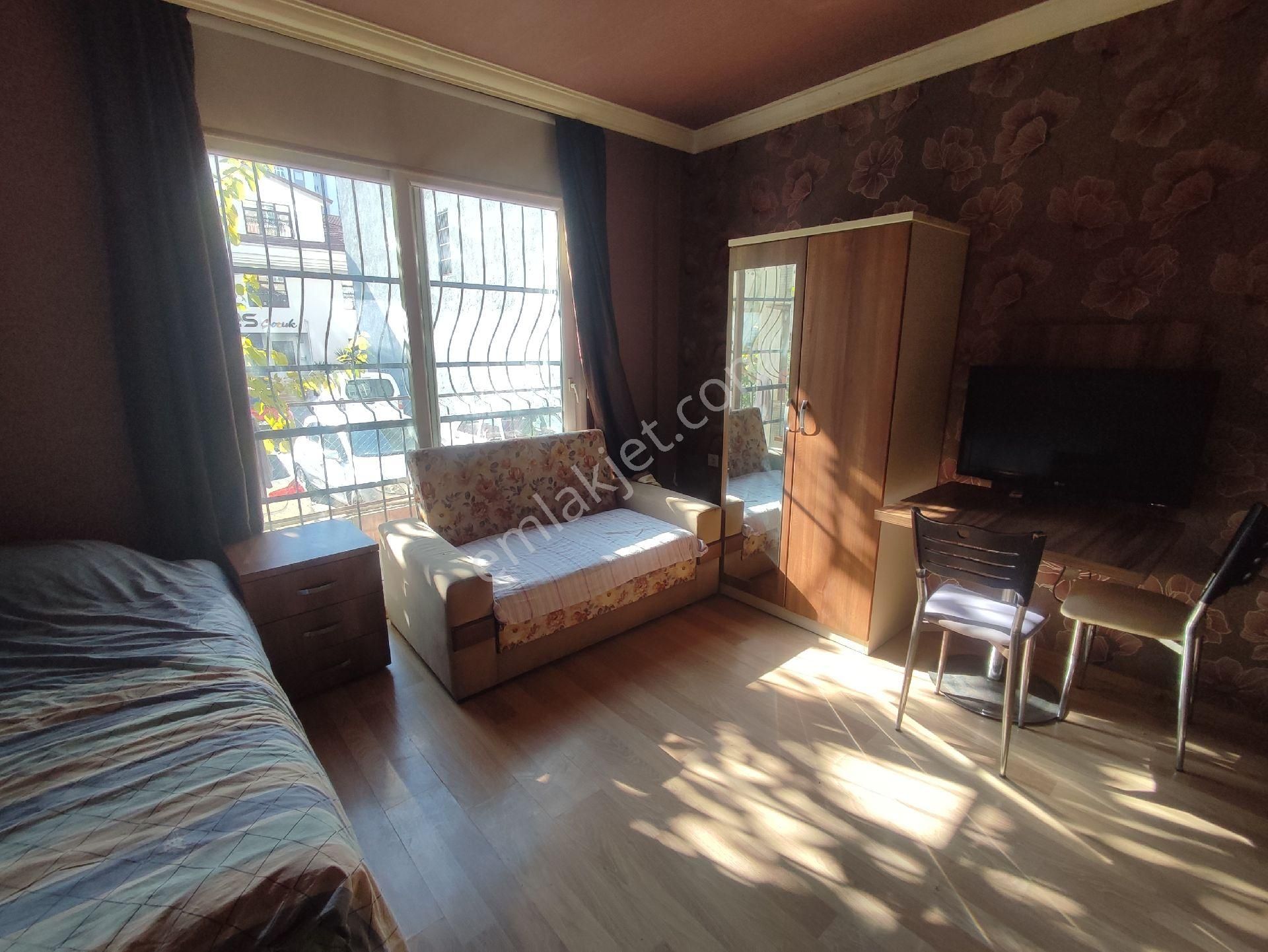 Güzel Yalı Mahallesi Eşyalı Daire Geniş Oturumlu 1+0