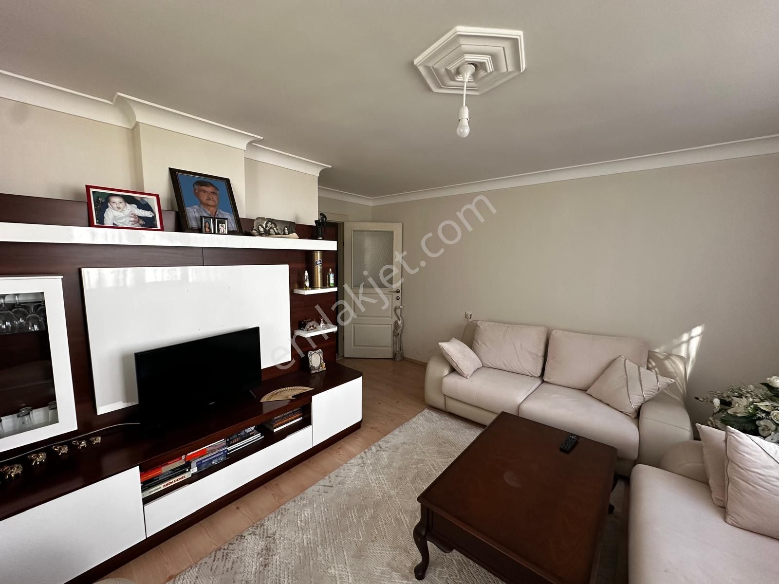 Aşıkpaşa Mah. Bakımlı 3+1 Daire - Görsel 20