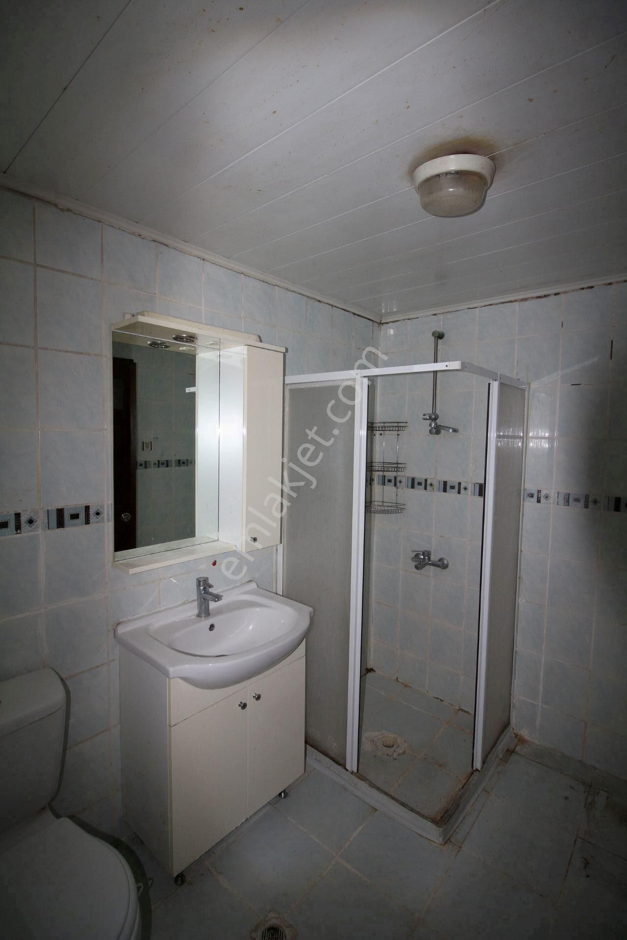 Polat Cad. Üzerinde Yeşilyurt Dev. Hast. Yürüme Mesafesinde Asansörlü - Görsel 19