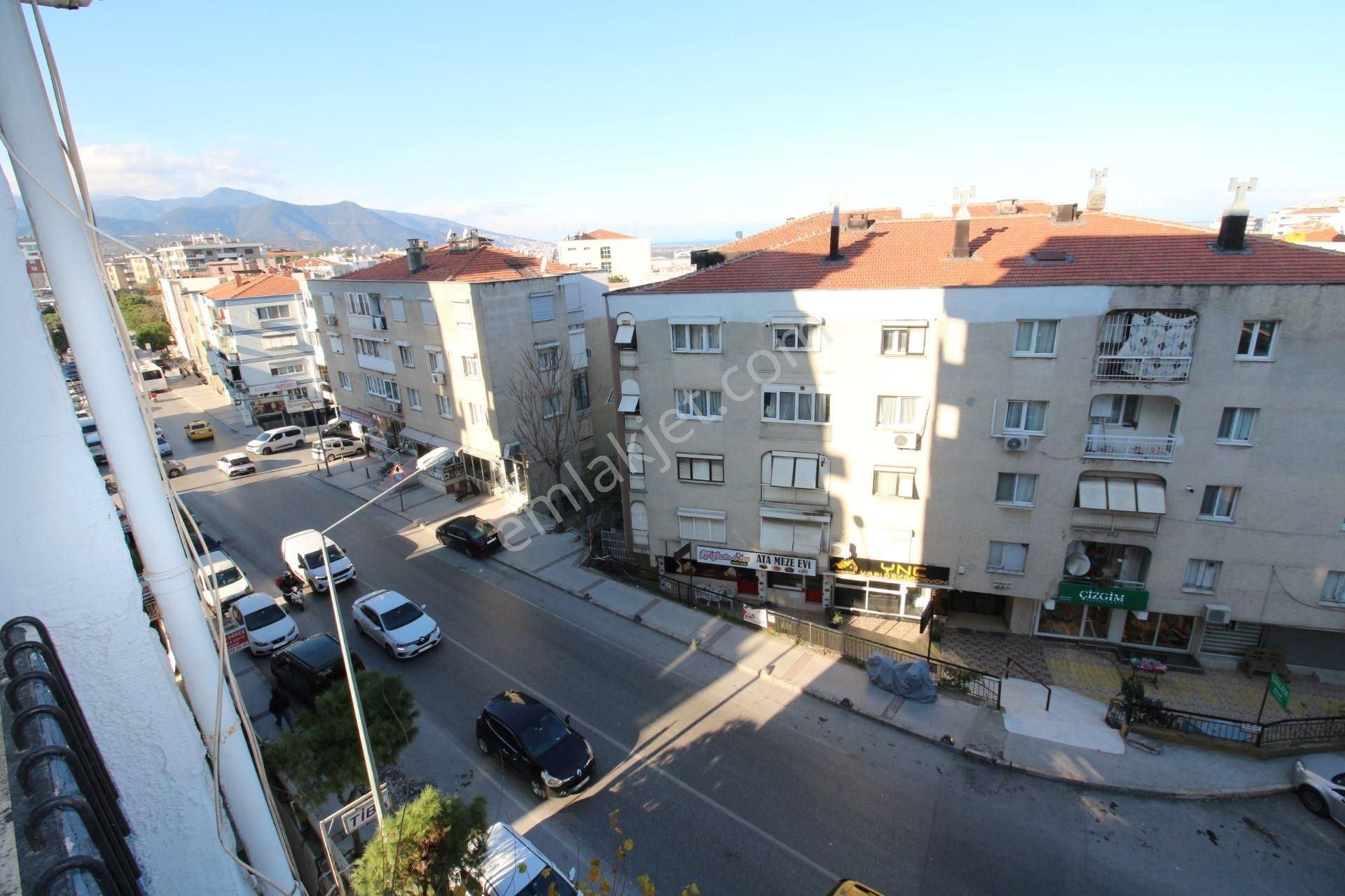 Polat Cad. Üzerinde Yeşilyurt Dev. Hast. Yürüme Mesafesinde Asansörlü - Görsel 16