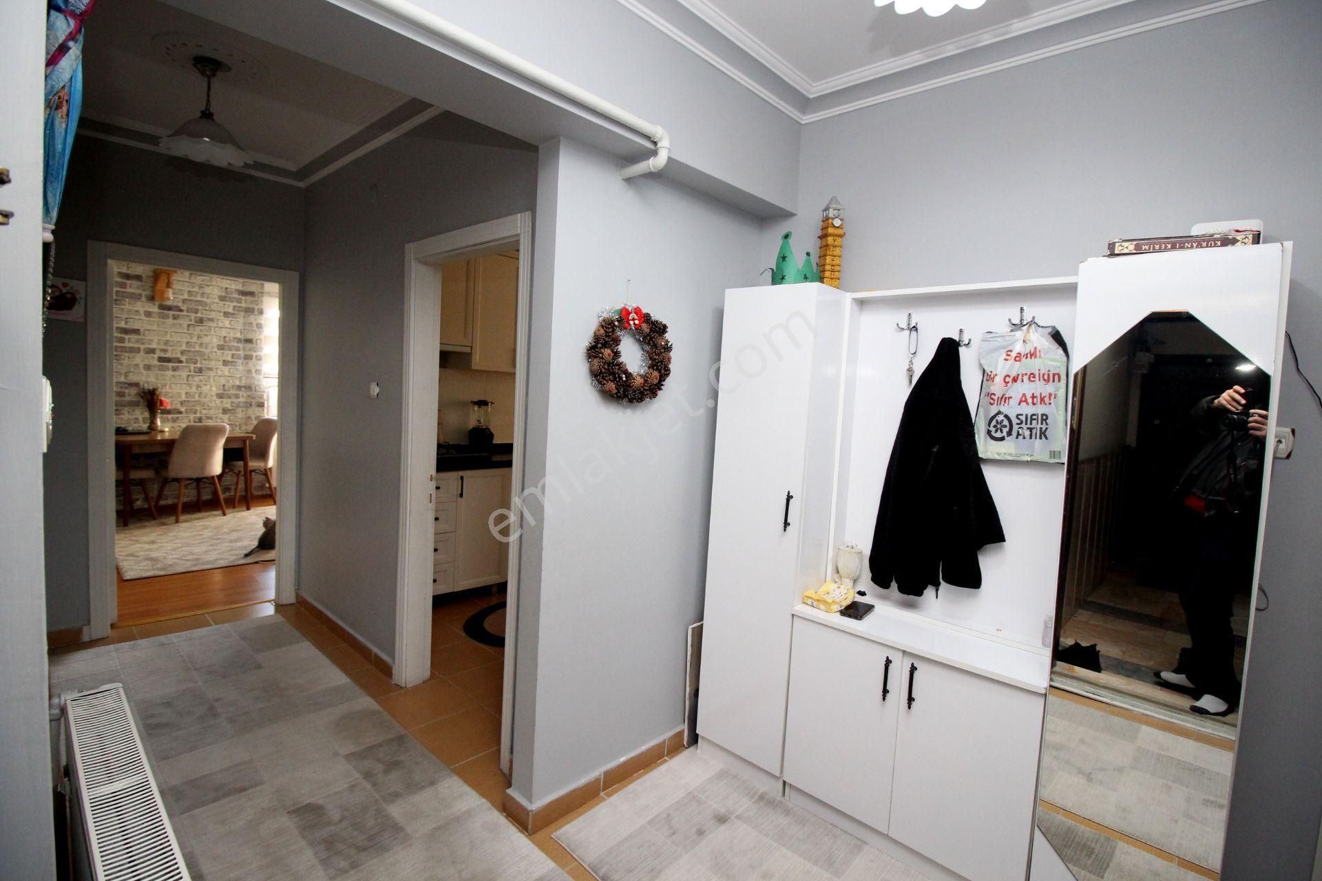 Emre Emlak'tan Piyade'de Gimsa Yakını Full Eşyalı Ön Cephe Satılık 2+1 Daire - Görsel 25